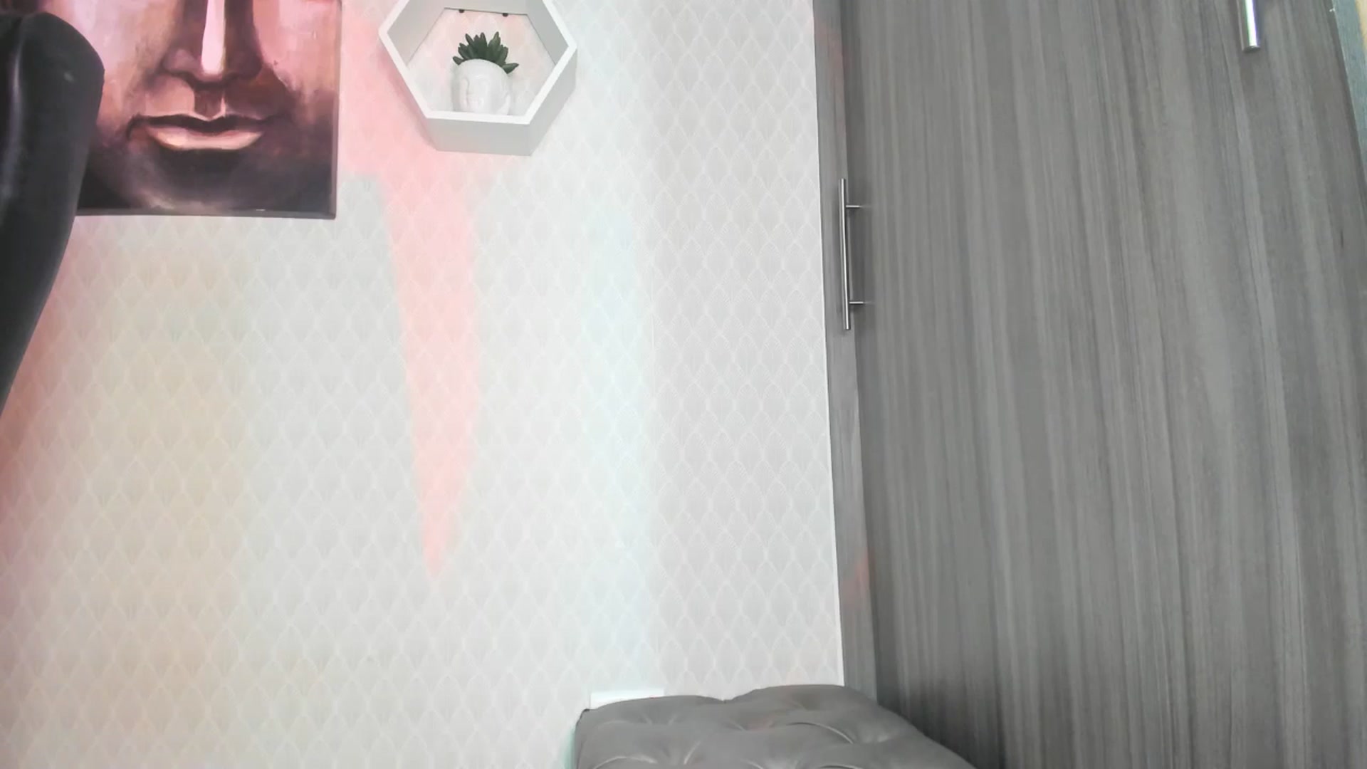 Gallery image thumbnail from Susan_lane's myfreecams stream on, 10/28/2024, 17:59 image 20 of 20