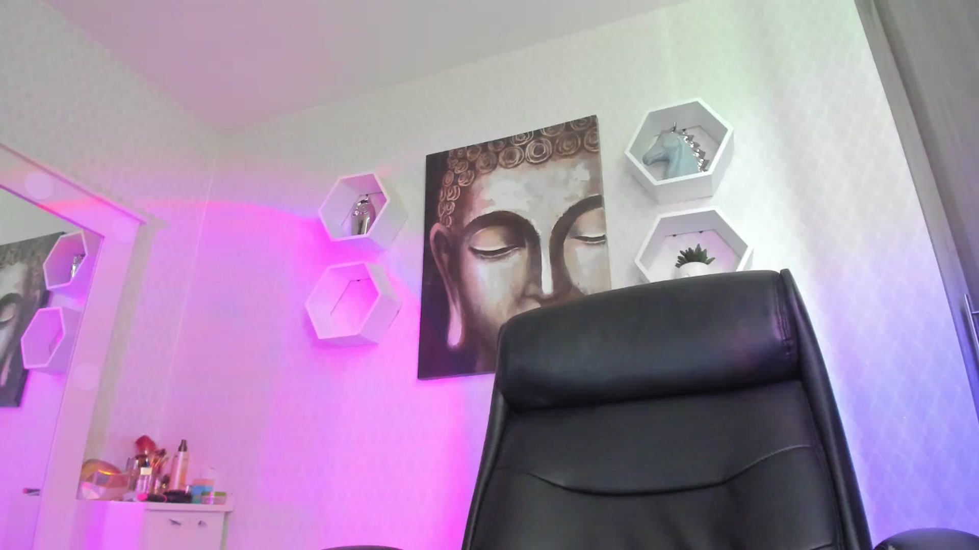 Gallery image thumbnail from Susan_lane's myfreecams stream on, 01/29/2025, 15:56 image 18 of 20