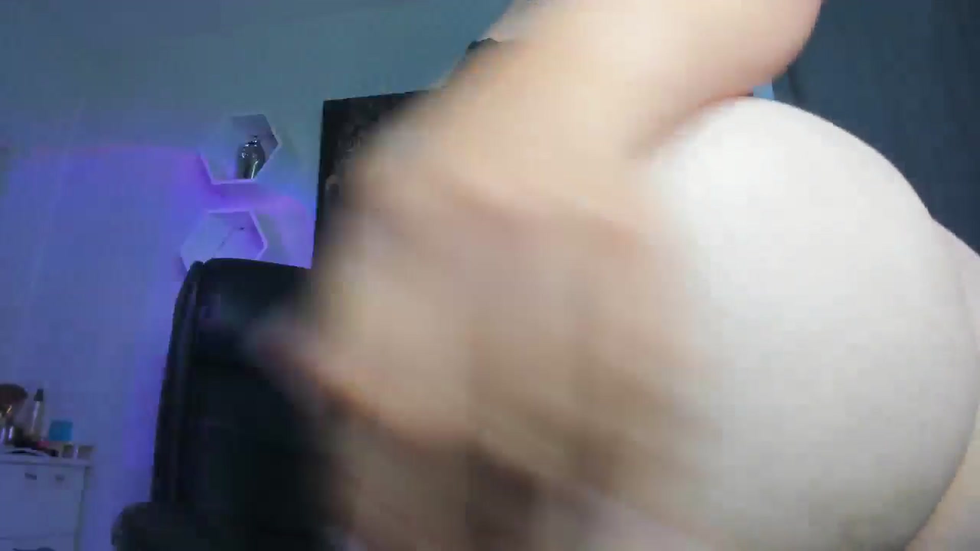 Gallery image thumbnail from Susan_lane's myfreecams stream on, 02/21/2025, 16:48 image 2 of 20