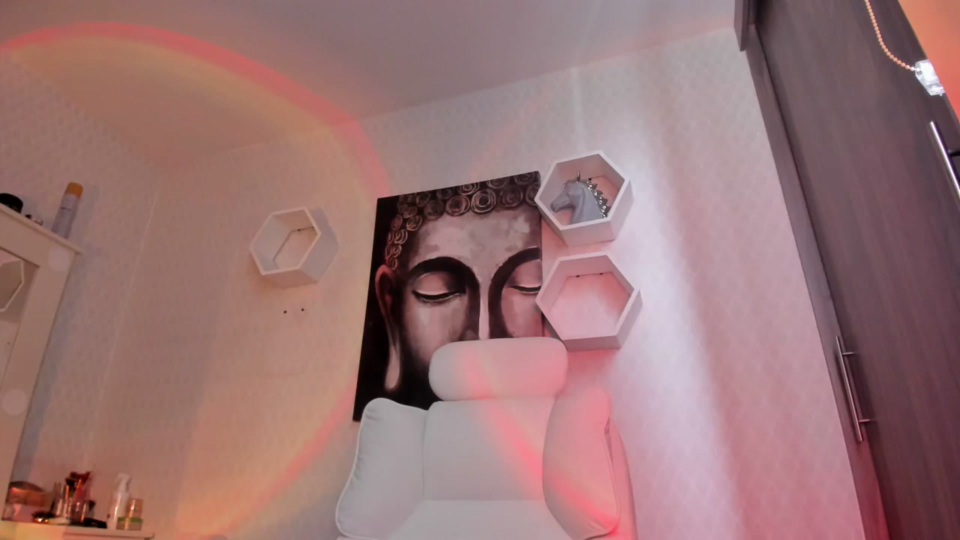 Gallery image thumbnail from Susan_lane's myfreecams stream on, 12/02/2025, 18:10 image 1 of 20