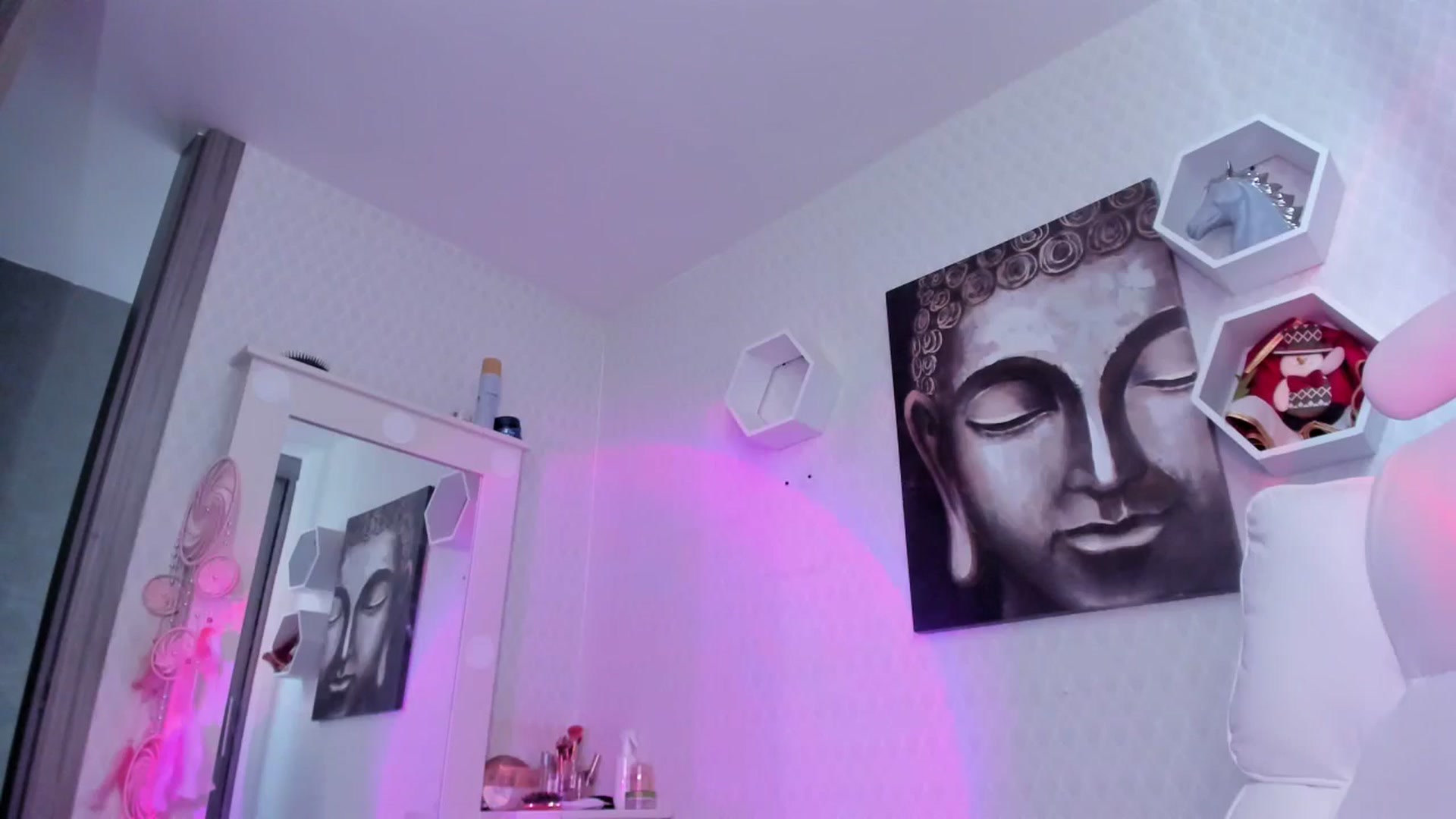 Gallery image thumbnail from Susan_lane's myfreecams stream on, 12/11/2025, 18:37 image 6 of 20