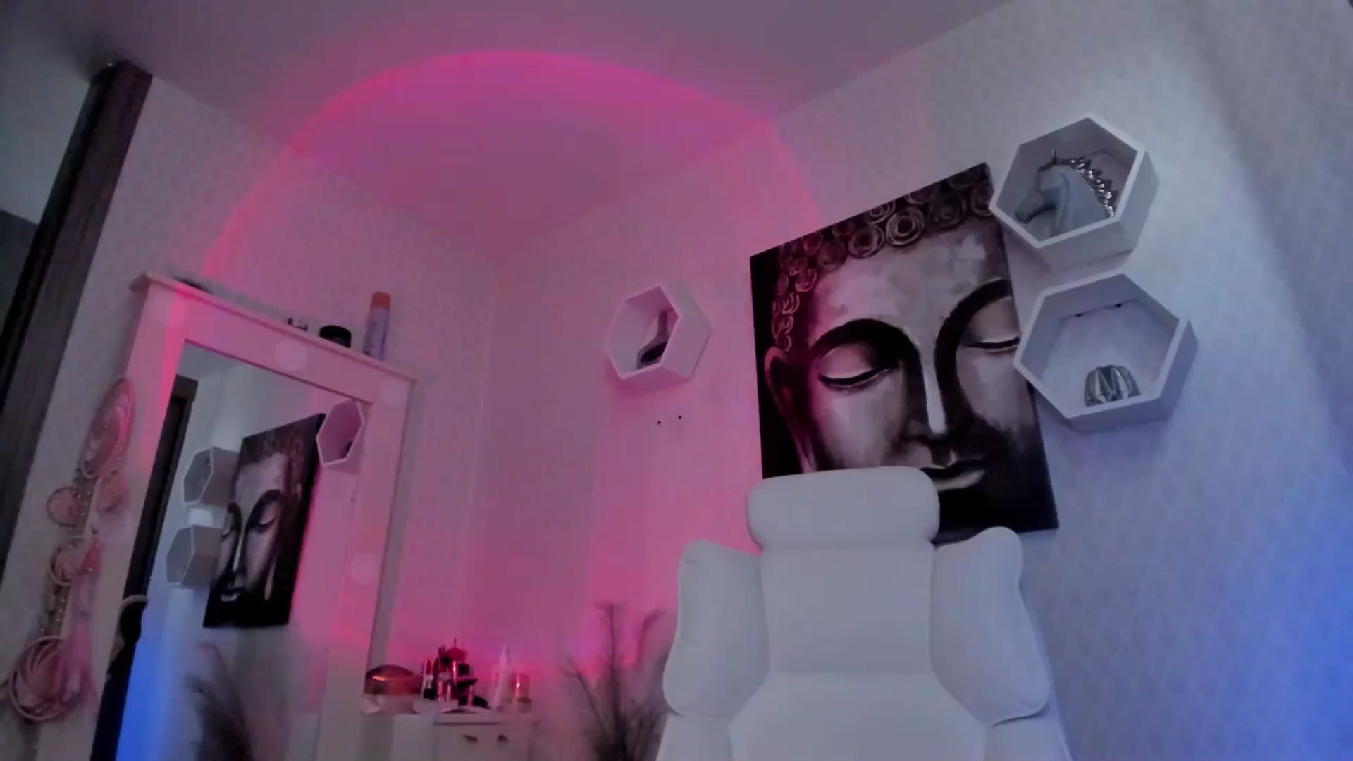 Gallery image thumbnail from Susan_lane's myfreecams stream on, 03/14/2026, 16:33 image 8 of 20