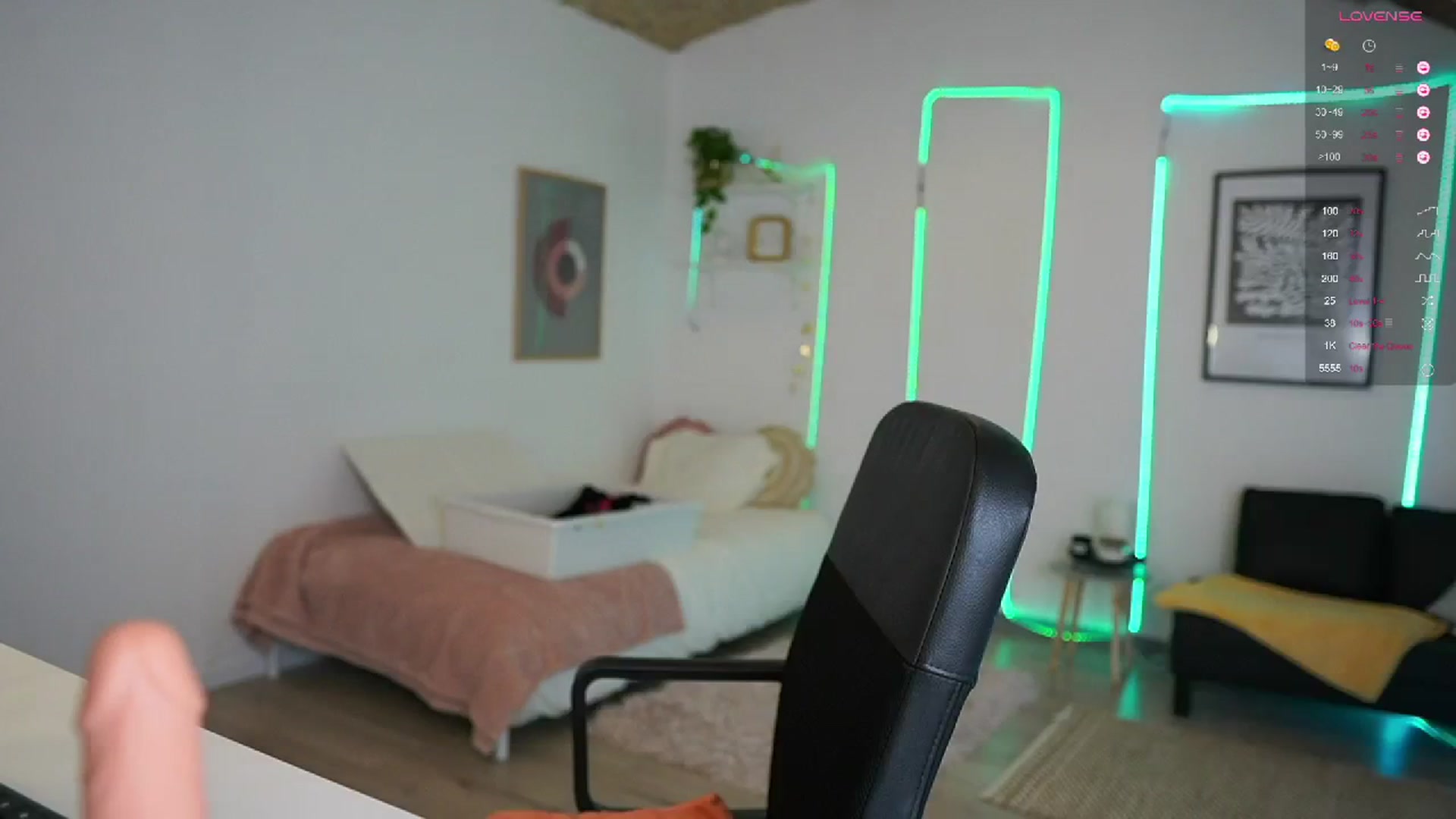 Gallery image thumbnail from Susana_Spears's myfreecams stream on, 11/13/2023, 15:24 image 3 of 20