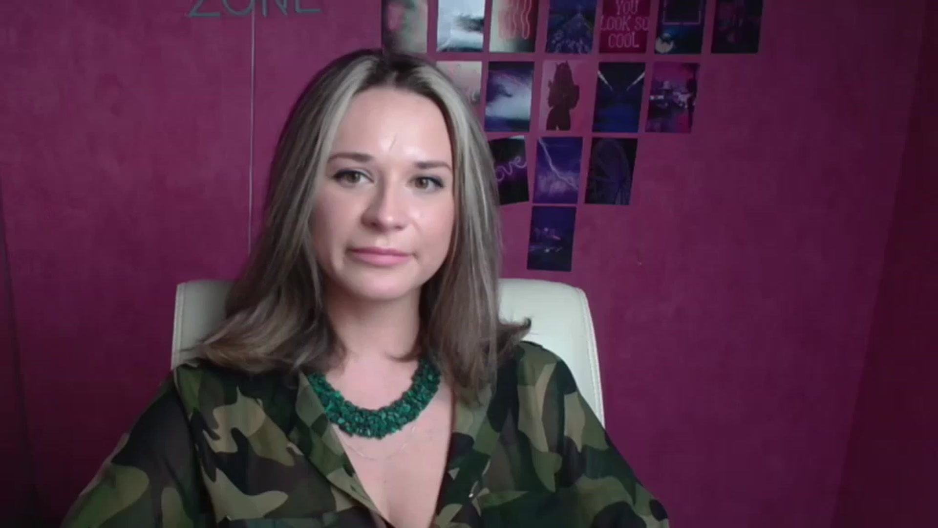 Gallery image thumbnail from Susanna_Angel's myfreecams stream on, 03/11/2026, 12:10 image 1 of 20