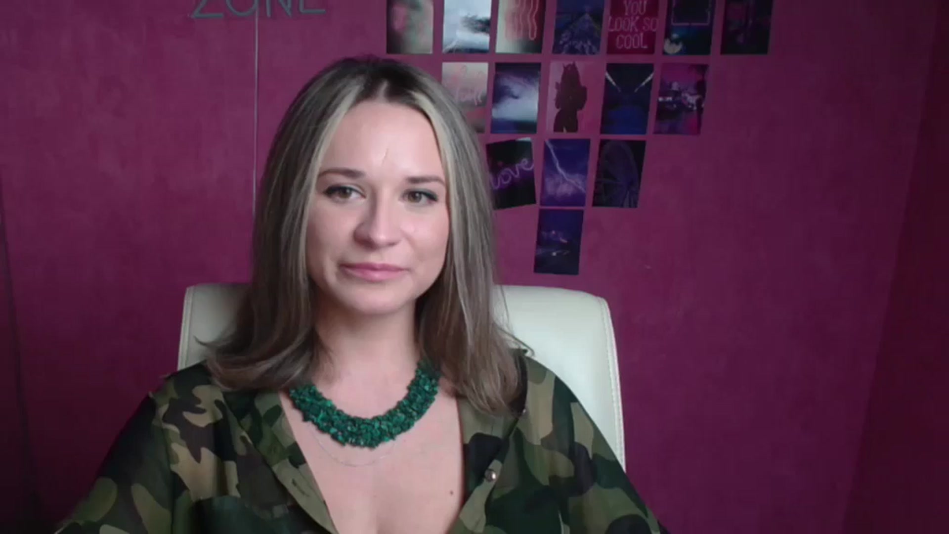 Gallery image thumbnail from Susanna_Angel's myfreecams stream on, 03/11/2026, 12:10 image 12 of 20