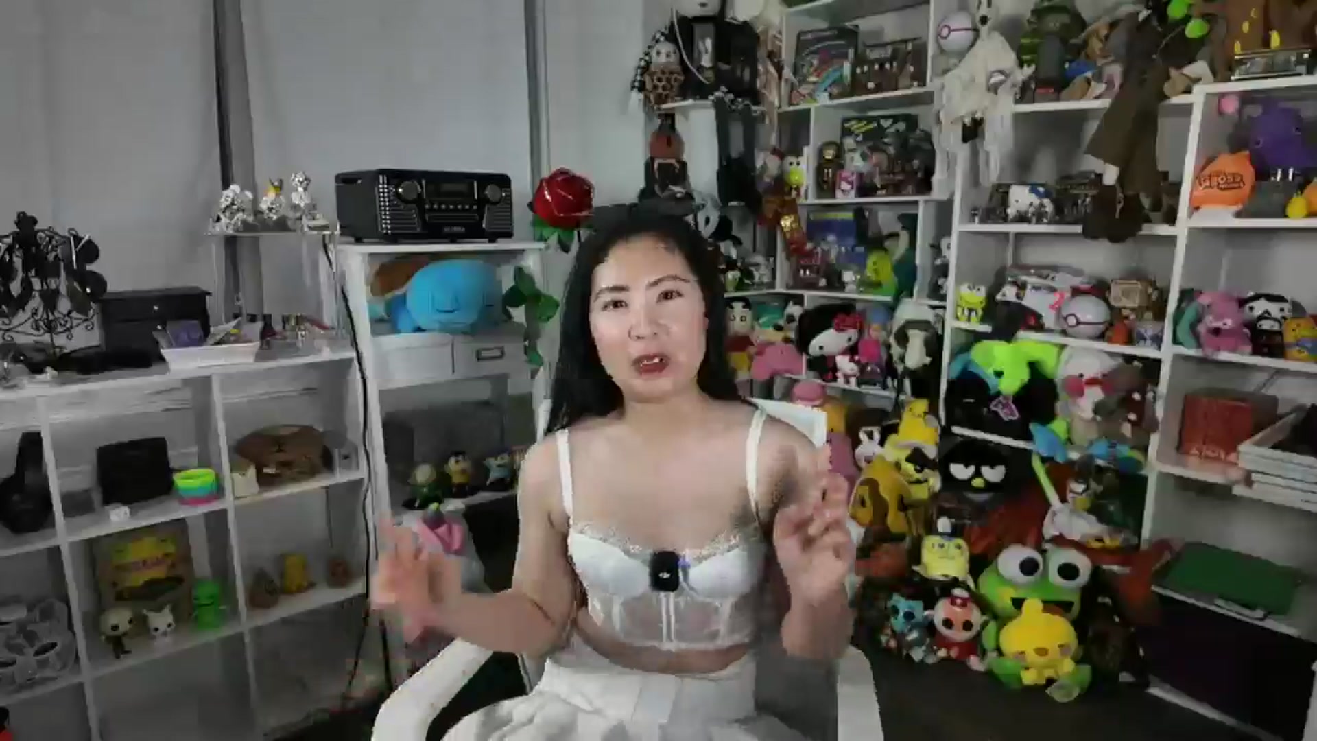 Gallery image thumbnail from SusieQute's myfreecams stream on, 04/25/2025, 23:53 image 5 of 20