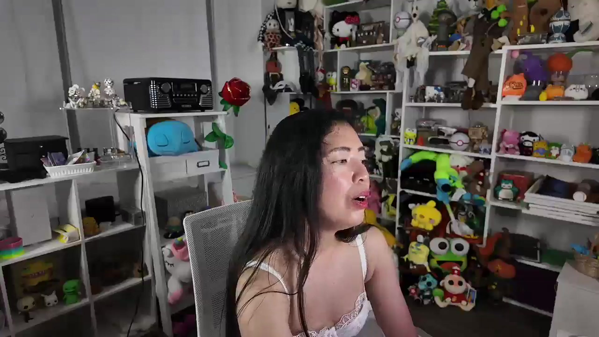 Gallery image thumbnail from SusieQute's myfreecams stream on, 05/12/2025, 01:15 image 11 of 20