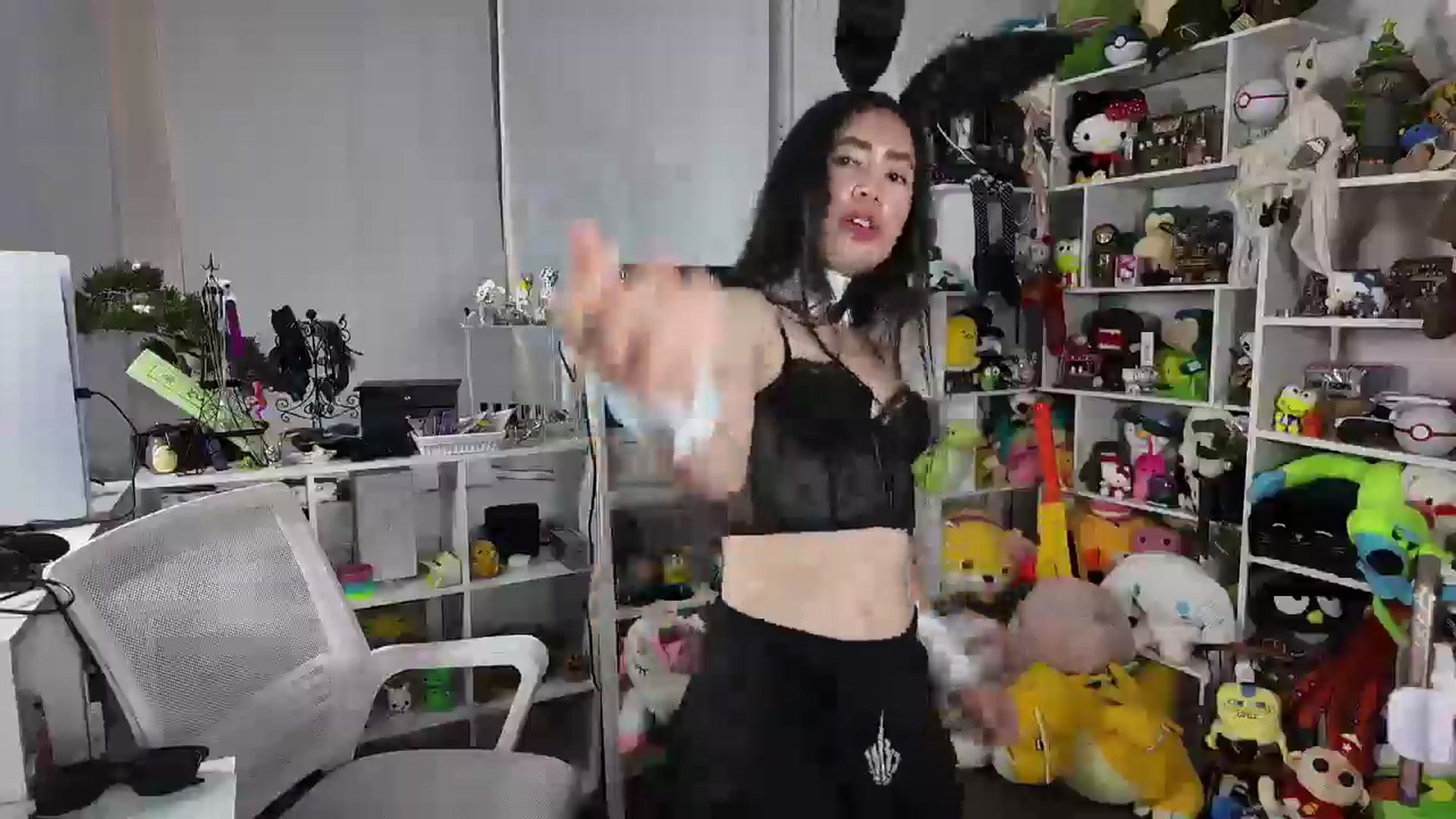 Gallery image thumbnail from SusieQute's myfreecams stream on, 06/07/2025, 23:24 image 4 of 20