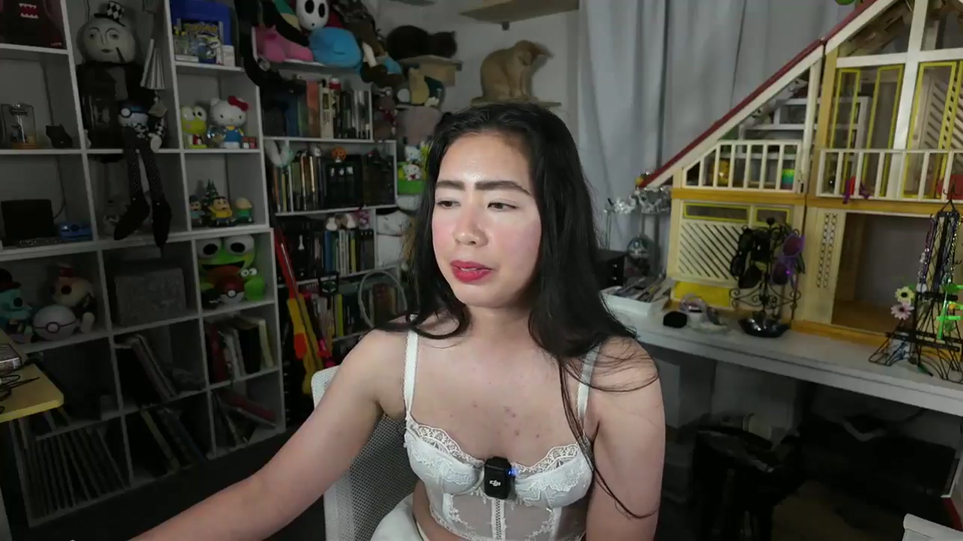 Gallery image thumbnail from SusieQute's myfreecams stream on, 09/17/2025, 24:40 image 19 of 20