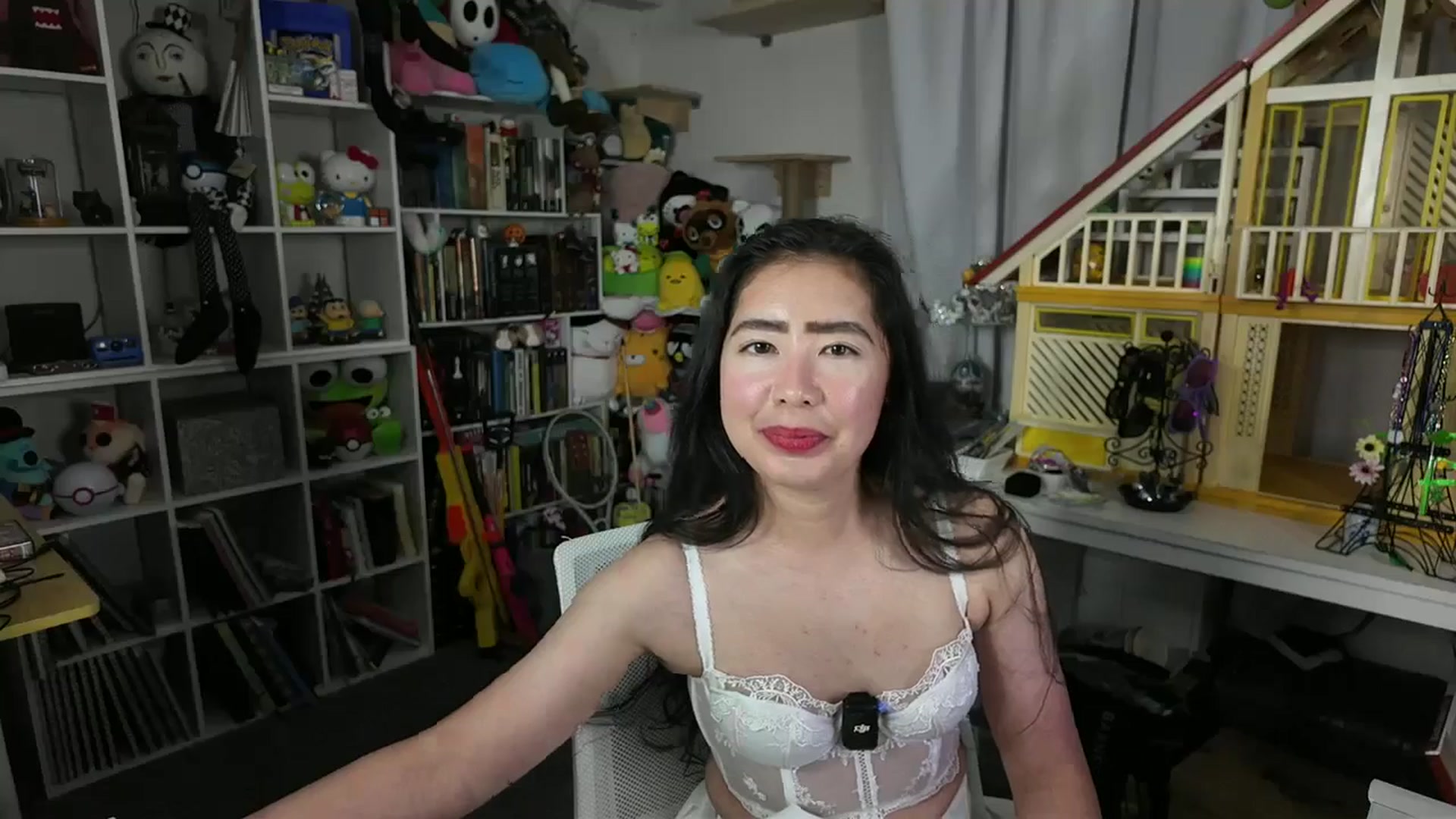 Gallery image thumbnail from SusieQute's myfreecams stream on, 09/17/2025, 24:40 image 7 of 20