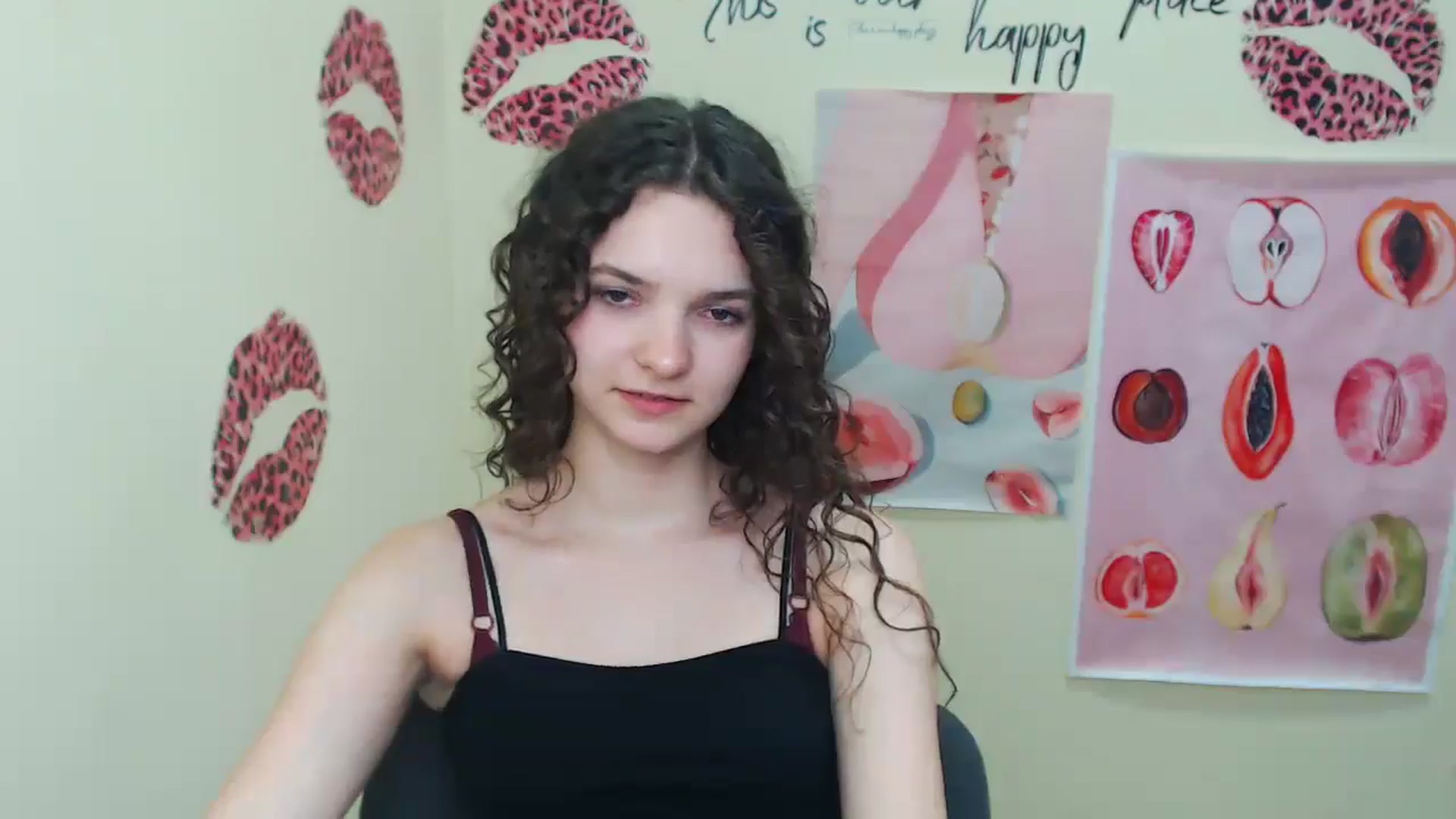 Gallery image thumbnail from SusieStar's myfreecams stream on, 06/03/2025, 11:48 image 16 of 20