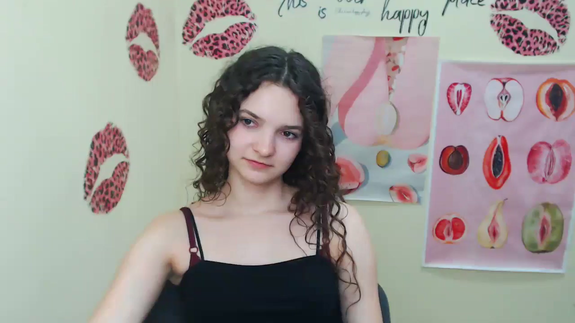 Gallery image thumbnail from SusieStar's myfreecams stream on, 06/03/2025, 11:48 image 11 of 20