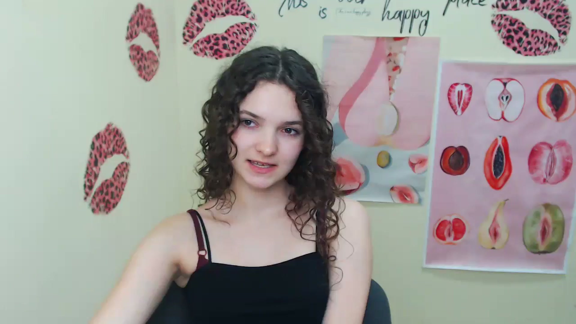 Gallery image thumbnail from SusieStar's myfreecams stream on, 06/03/2025, 11:48 image 14 of 20