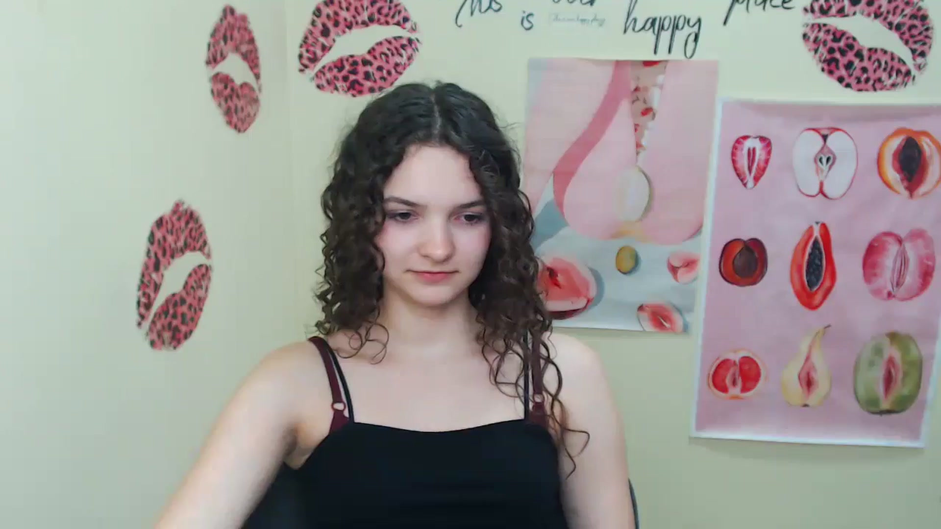 Gallery image thumbnail from SusieStar's myfreecams stream on, 06/03/2025, 11:48 image 9 of 20