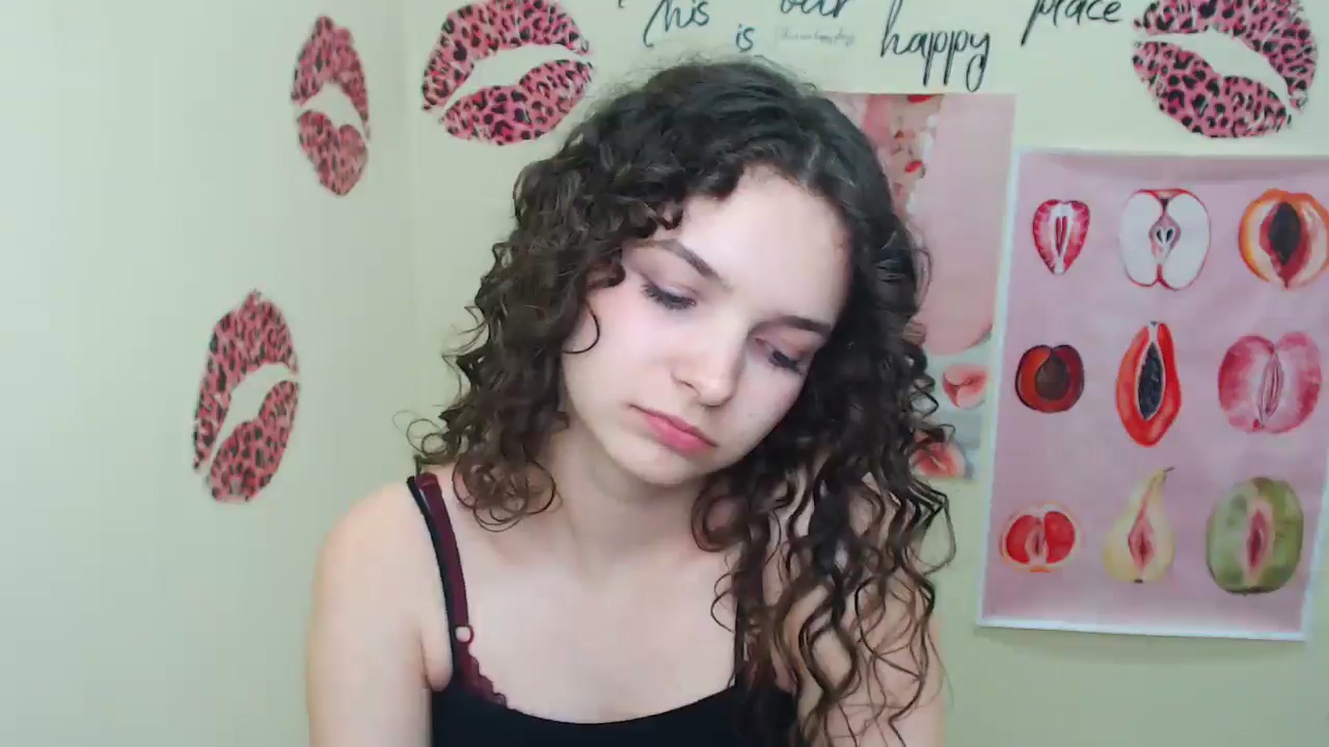 Gallery image thumbnail from SusieStar's myfreecams stream on, 06/03/2025, 13:27 image 9 of 20
