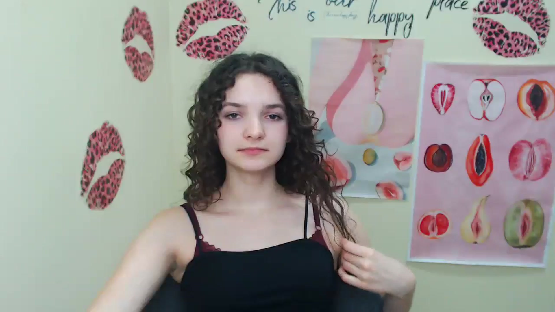 Gallery image thumbnail from SusieStar's myfreecams stream on, 06/03/2025, 13:27 image 11 of 20