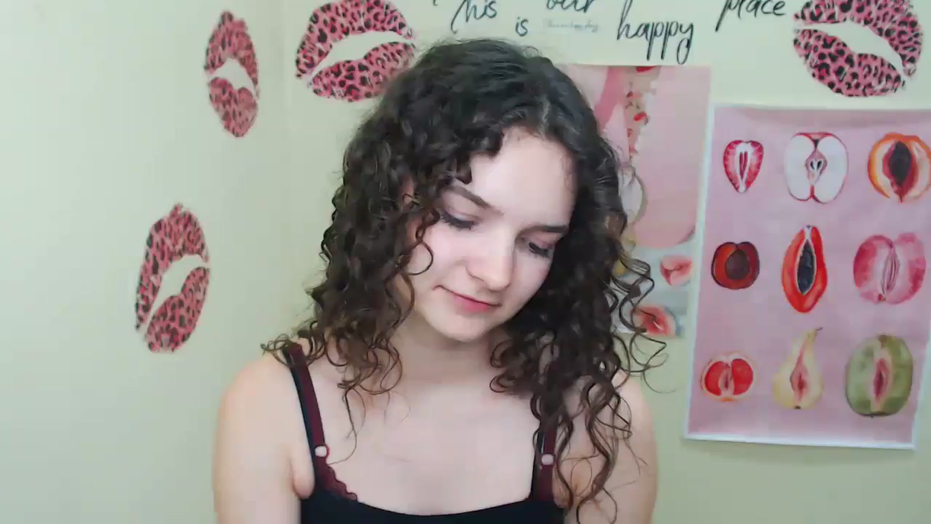 Gallery image thumbnail from SusieStar's myfreecams stream on, 06/03/2025, 13:27 image 18 of 20