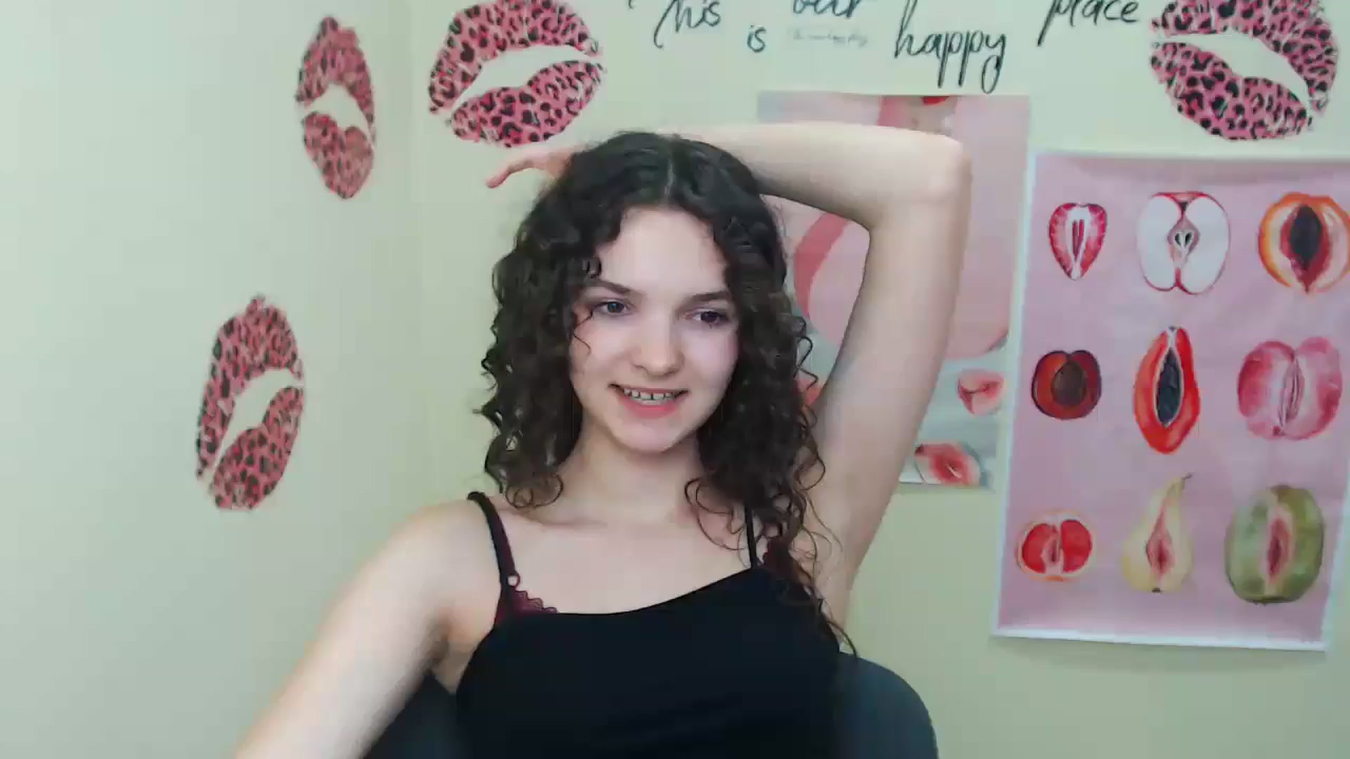 Gallery image thumbnail from SusieStar's myfreecams stream on, 06/03/2025, 13:27 image 8 of 20