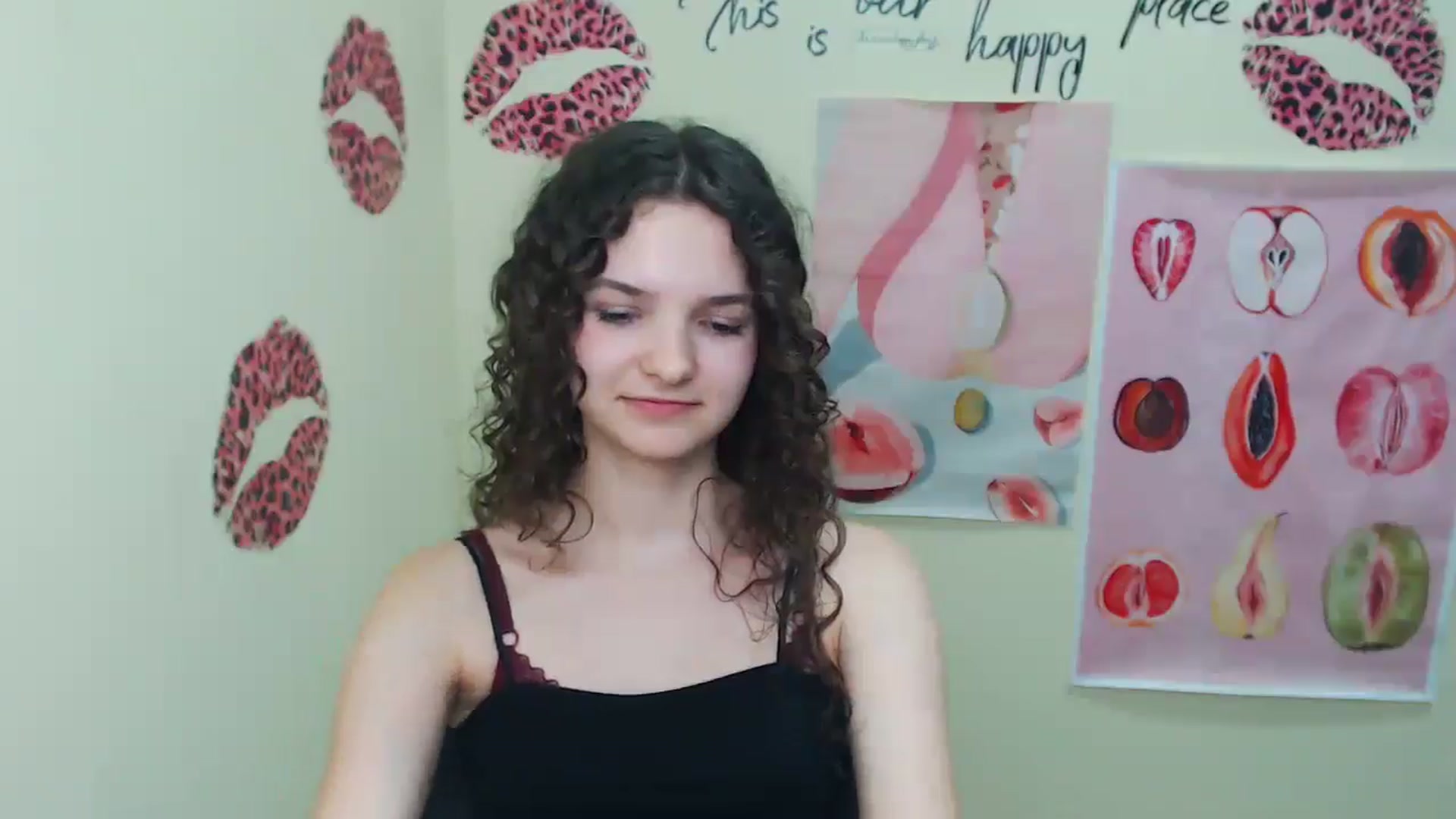Gallery image thumbnail from SusieStar's myfreecams stream on, 06/03/2025, 17:45 image 20 of 20