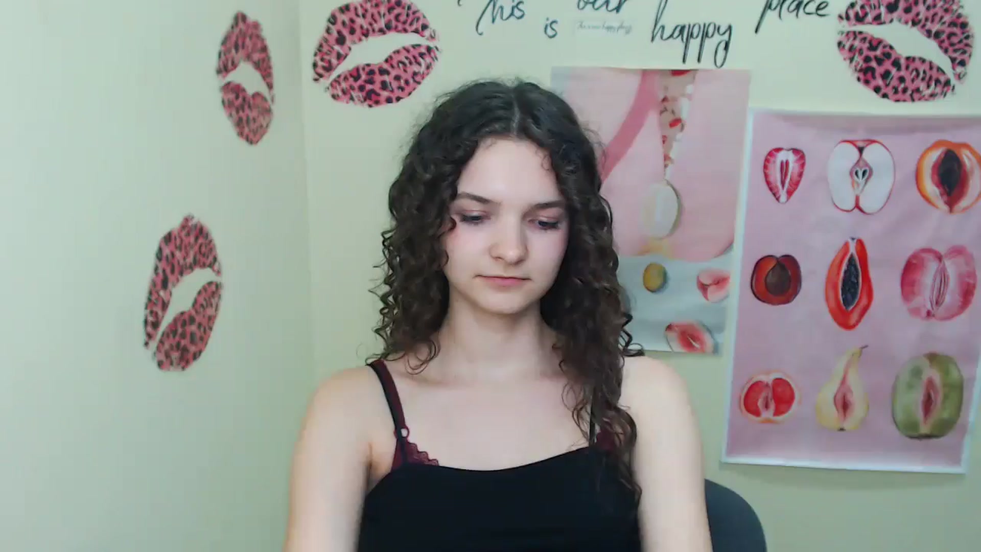 Gallery image thumbnail from SusieStar's myfreecams stream on, 06/03/2025, 17:45 image 9 of 20