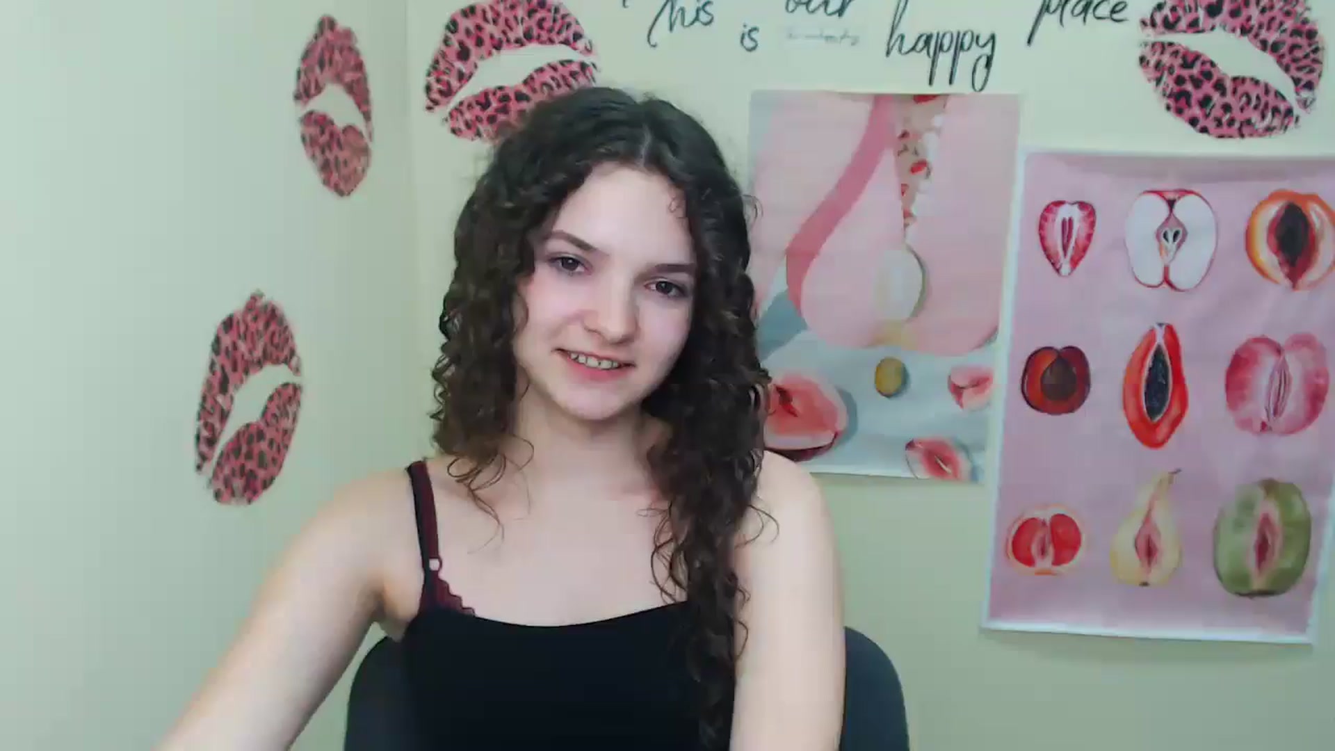Gallery image thumbnail from SusieStar's myfreecams stream on, 06/03/2025, 17:45 image 13 of 20
