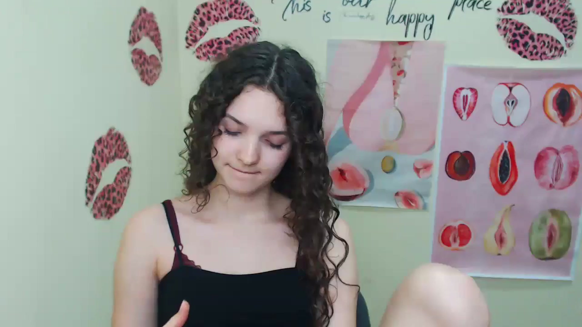 Gallery image thumbnail from SusieStar's myfreecams stream on, 06/03/2025, 17:45 image 10 of 20