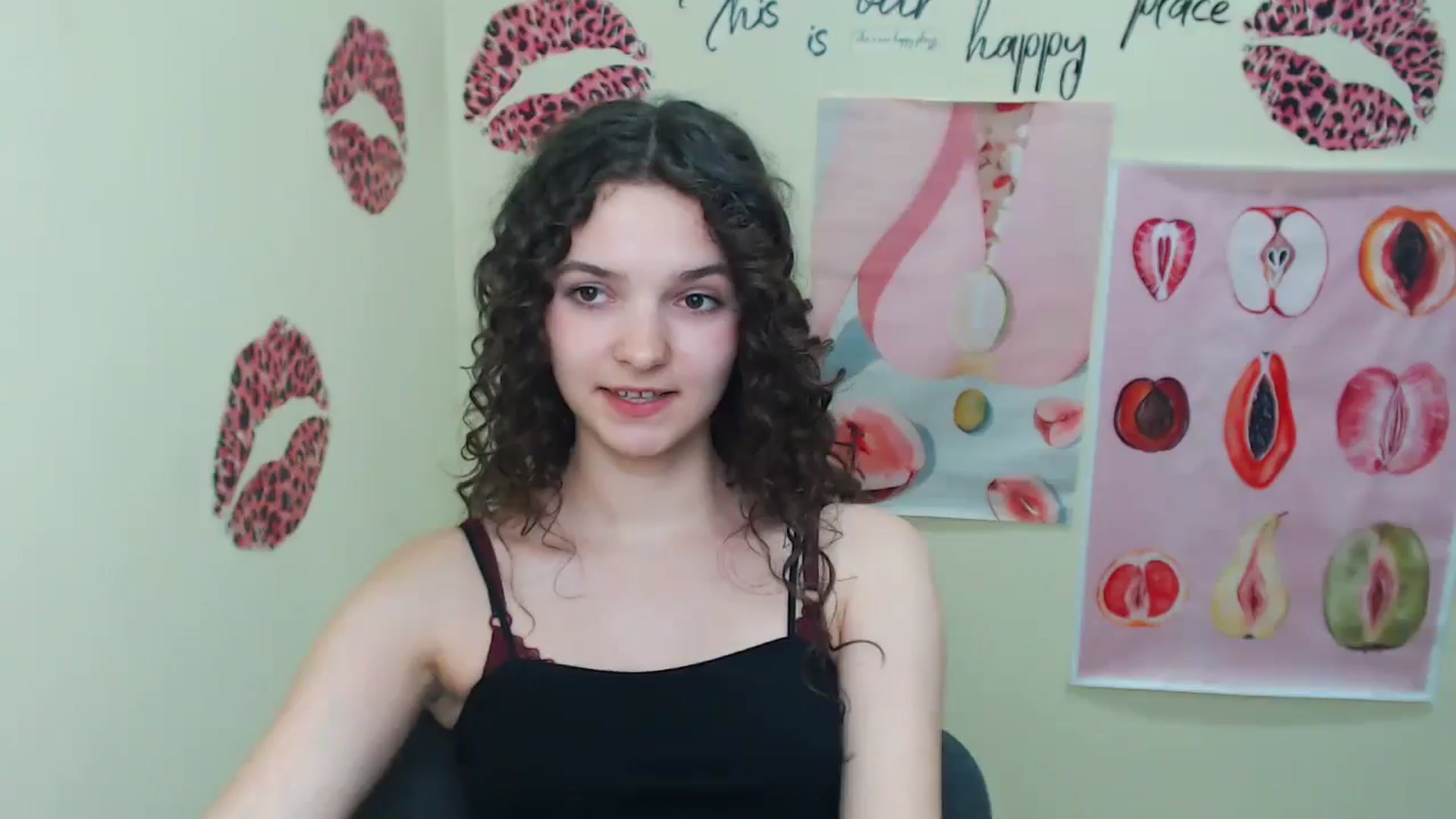 Gallery image thumbnail from SusieStar's myfreecams stream on, 06/03/2025, 17:45 image 18 of 20
