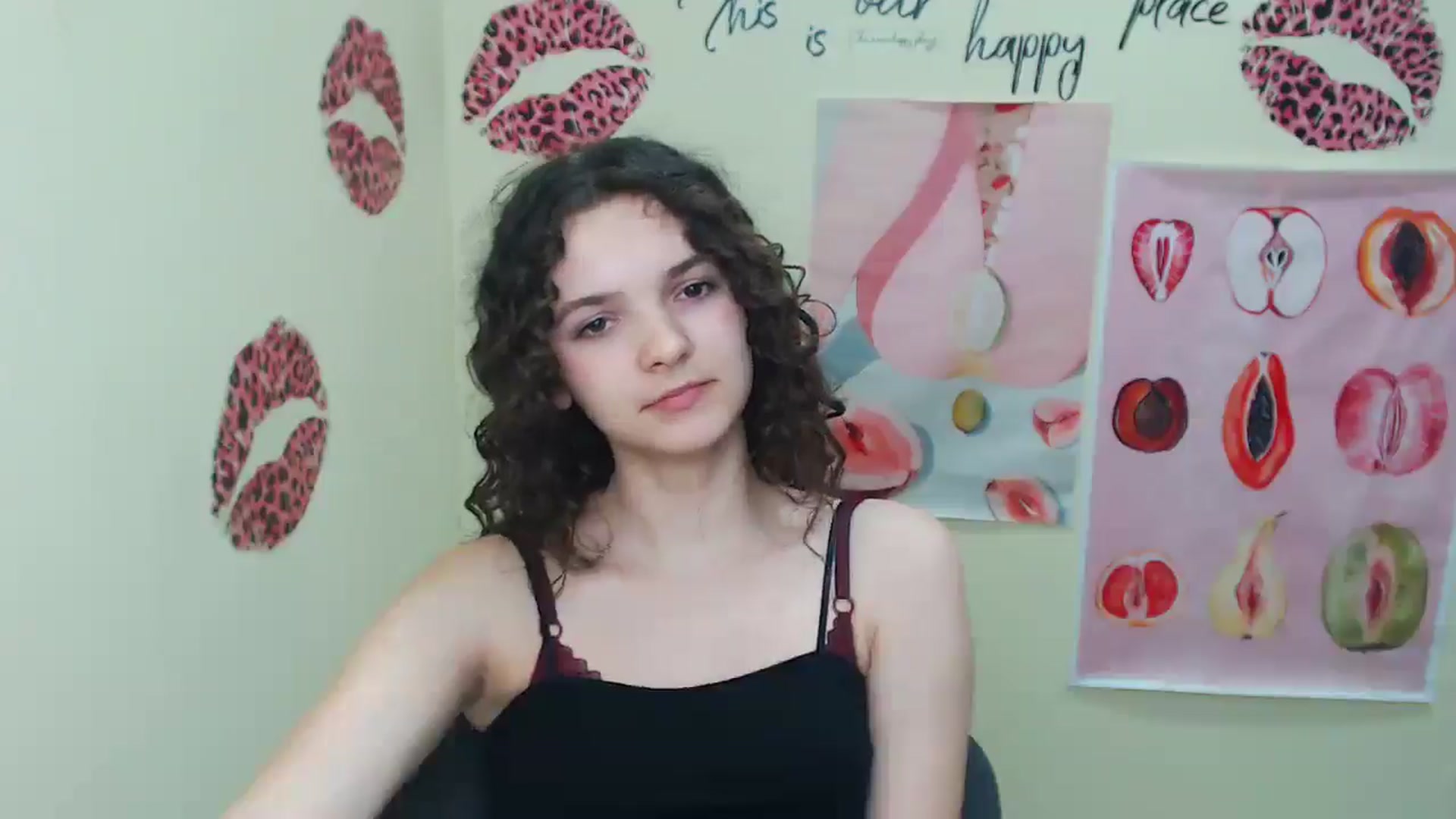 Gallery image thumbnail from SusieStar's myfreecams stream on, 06/03/2025, 17:45 image 2 of 20