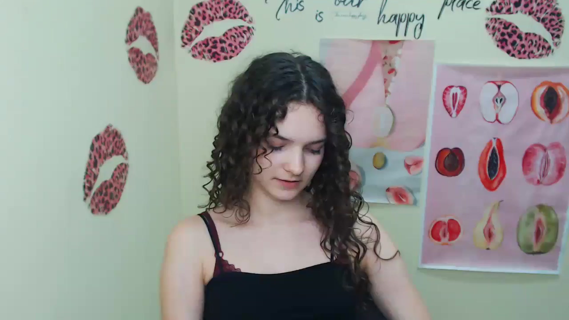 Gallery image thumbnail from SusieStar's myfreecams stream on, 06/03/2025, 17:45 image 7 of 20
