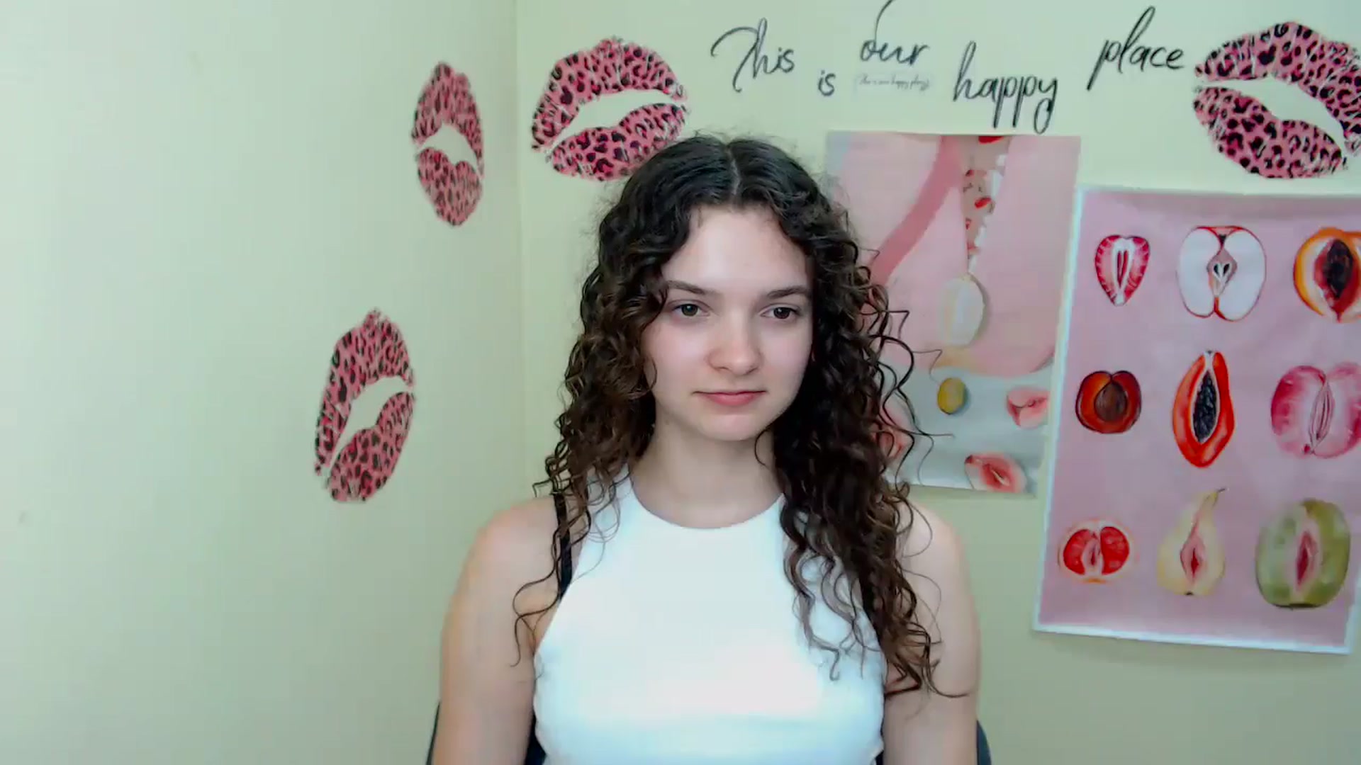 Gallery image thumbnail from SusieStar's myfreecams stream on, 06/09/2025, 10:28 image 3 of 20