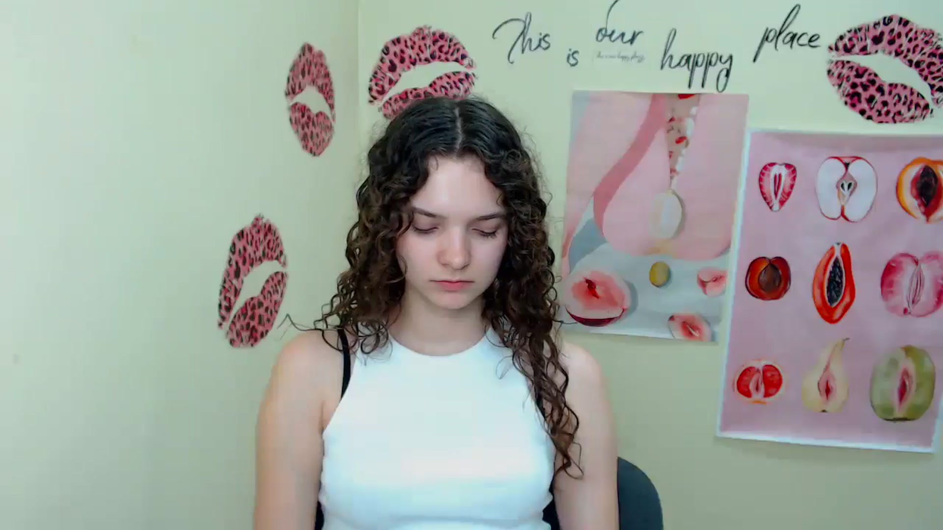 Gallery image thumbnail from SusieStar's myfreecams stream on, 06/09/2025, 10:28 image 20 of 20