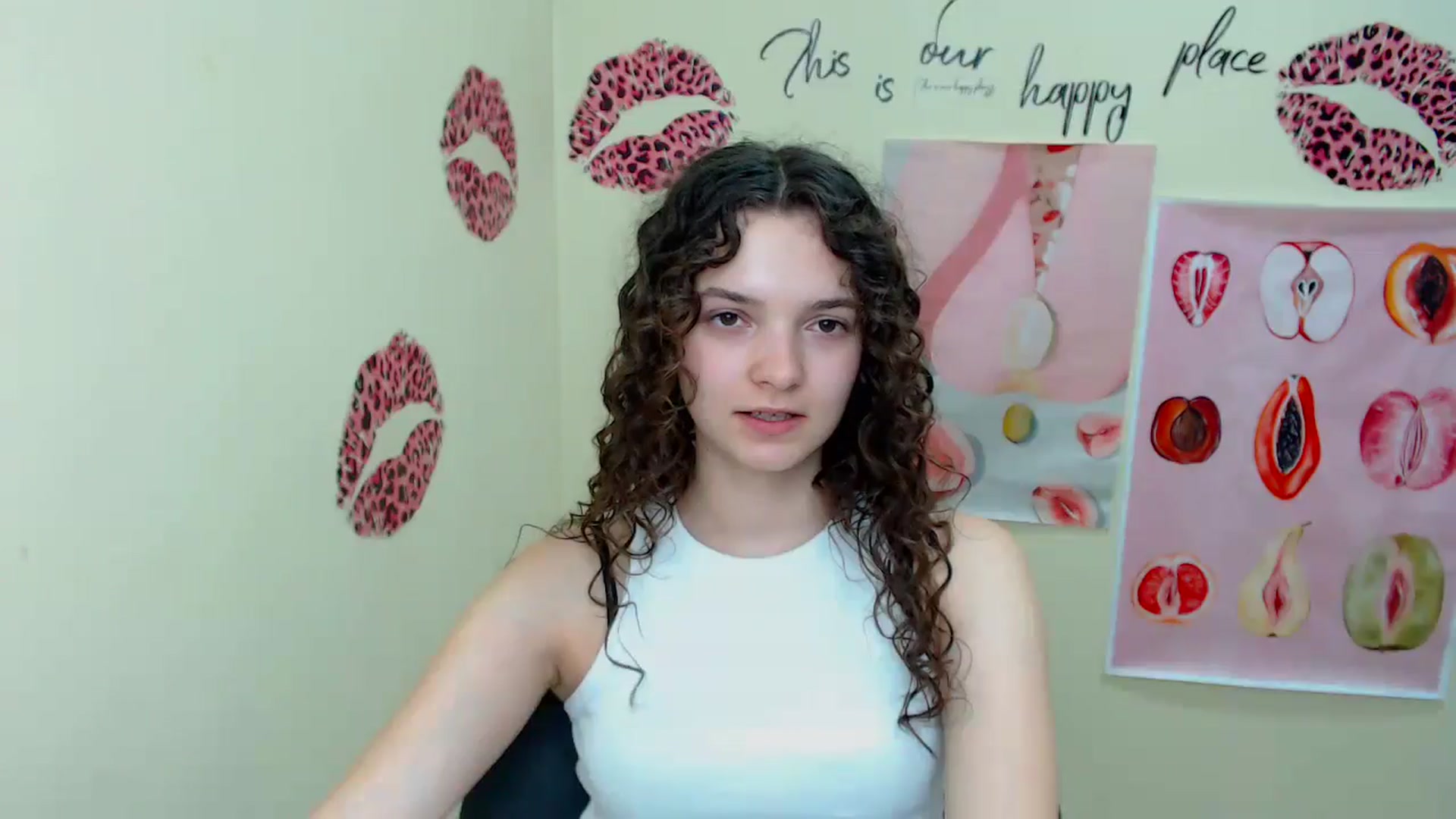 Gallery image thumbnail from SusieStar's myfreecams stream on, 06/09/2025, 10:28 image 11 of 20