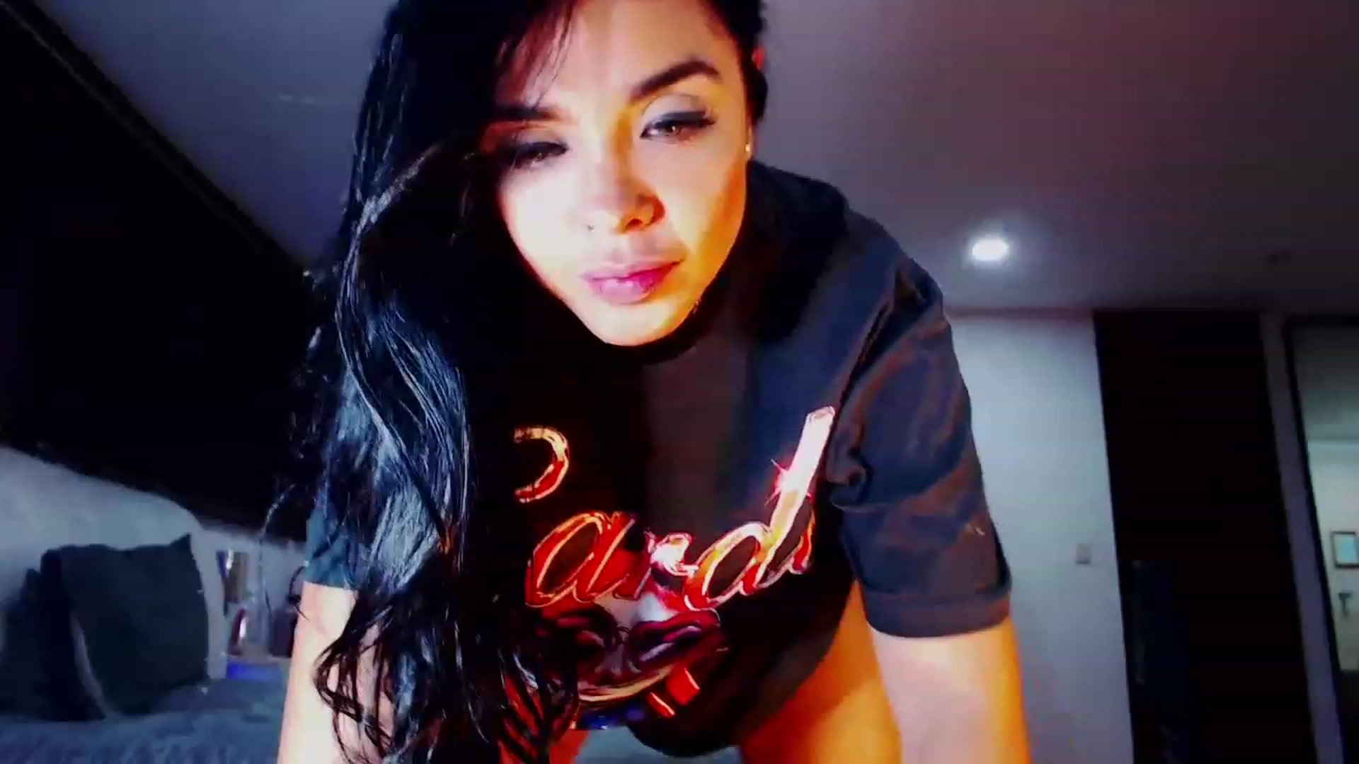 Gallery image thumbnail from SusyHernandez's myfreecams stream on, 01/18/2023, 01:35 image 4 of 20