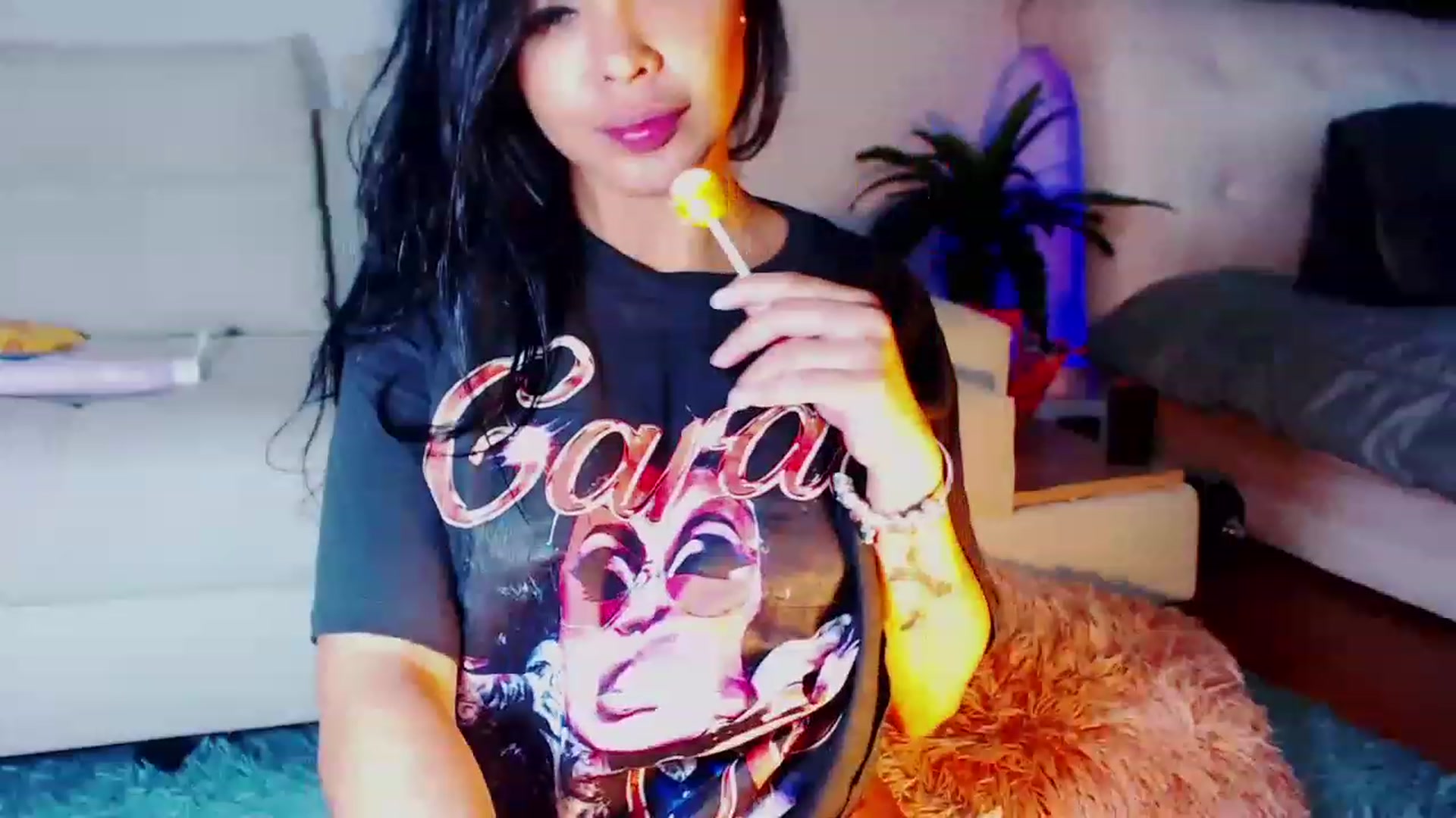 Gallery image thumbnail from SusyHernandez's myfreecams stream on, 01/18/2023, 01:35 image 13 of 20