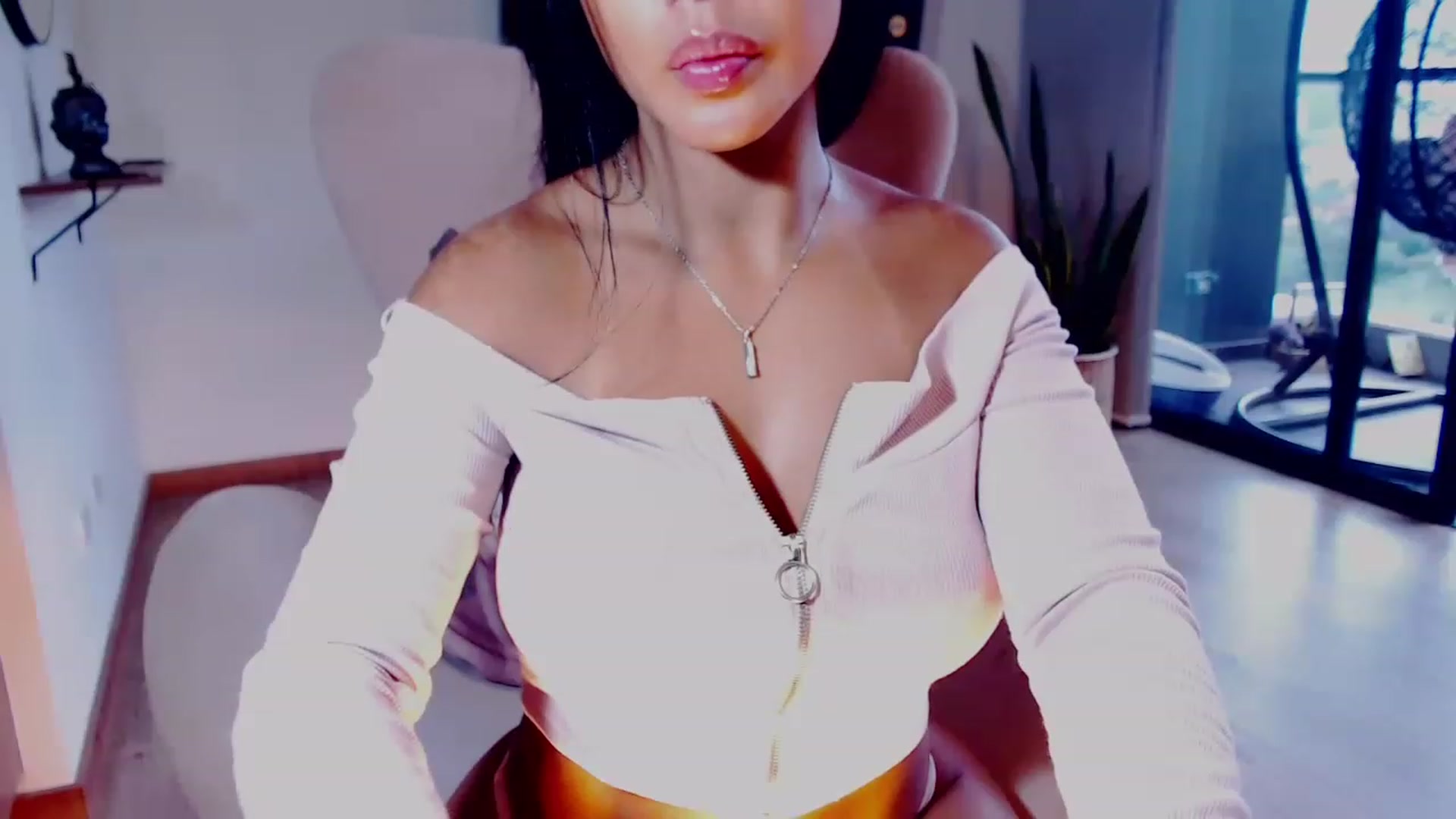 Gallery image thumbnail from SusyHernandez's myfreecams stream on, 04/27/2023, 22:11 image 20 of 20