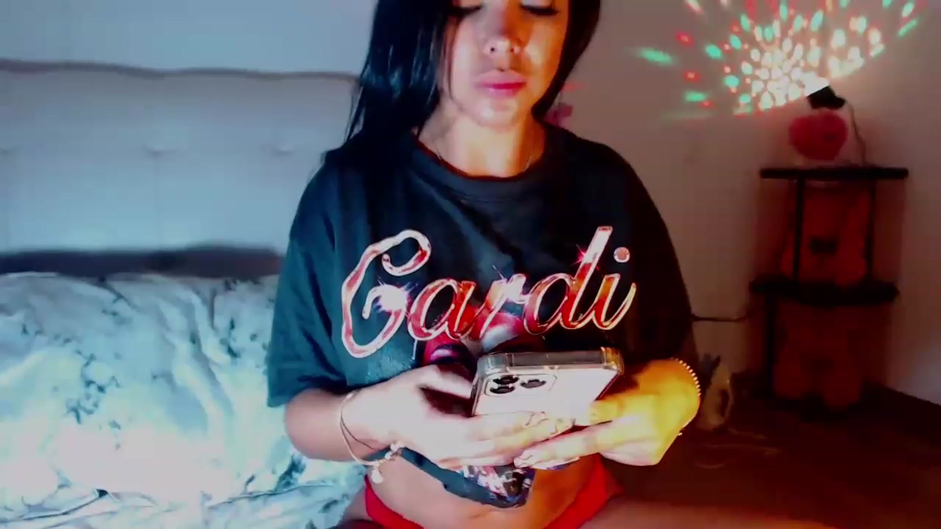 Gallery image thumbnail from SusyHernandez's myfreecams stream on, 05/01/2023, 04:05 image 20 of 20