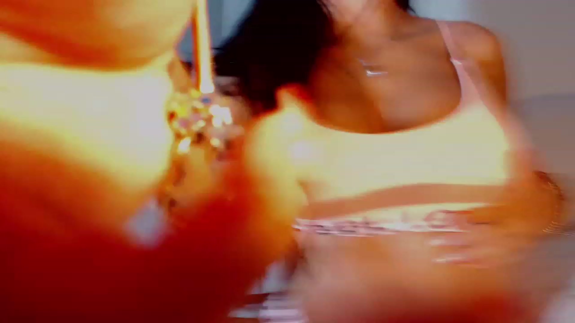 Gallery image thumbnail from SusyHernandez's myfreecams stream on, 05/11/2023, 02:52 image 6 of 20