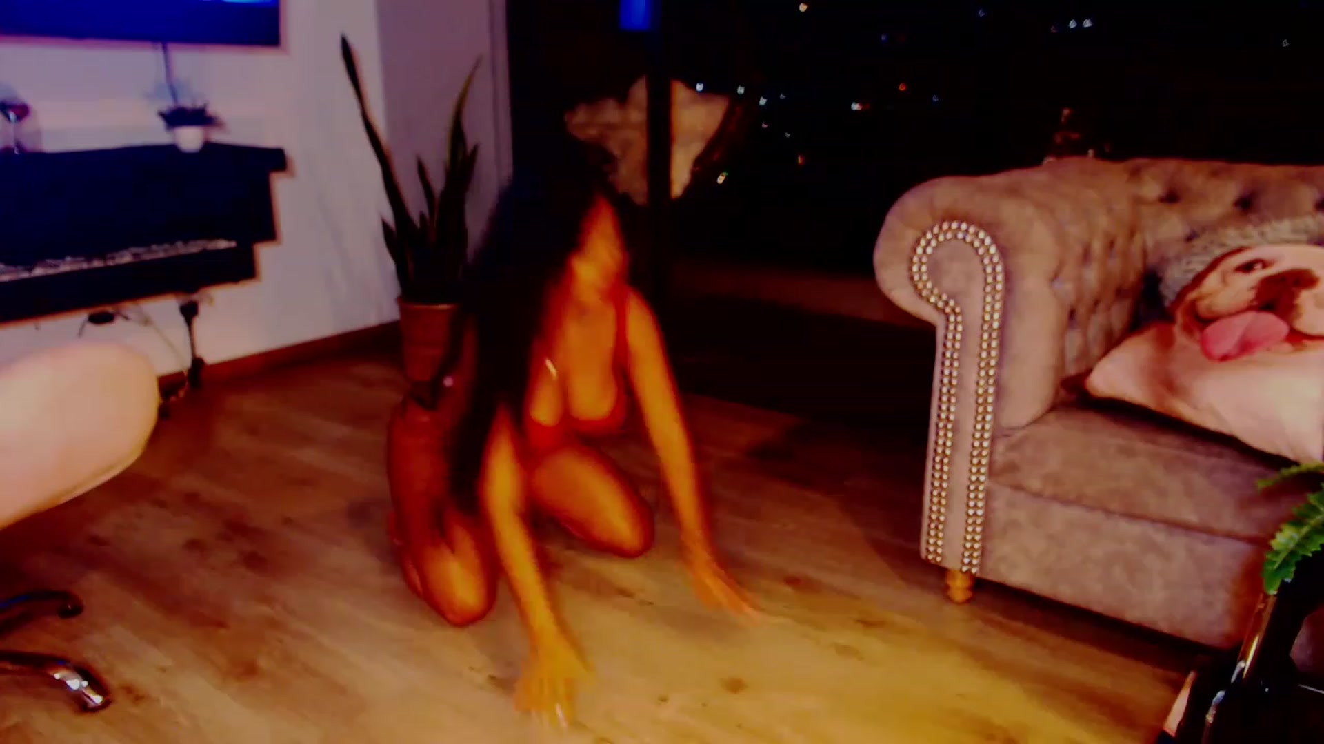 Gallery image thumbnail from SusyHernandez's myfreecams stream on, 07/04/2023, 23:57 image 4 of 20