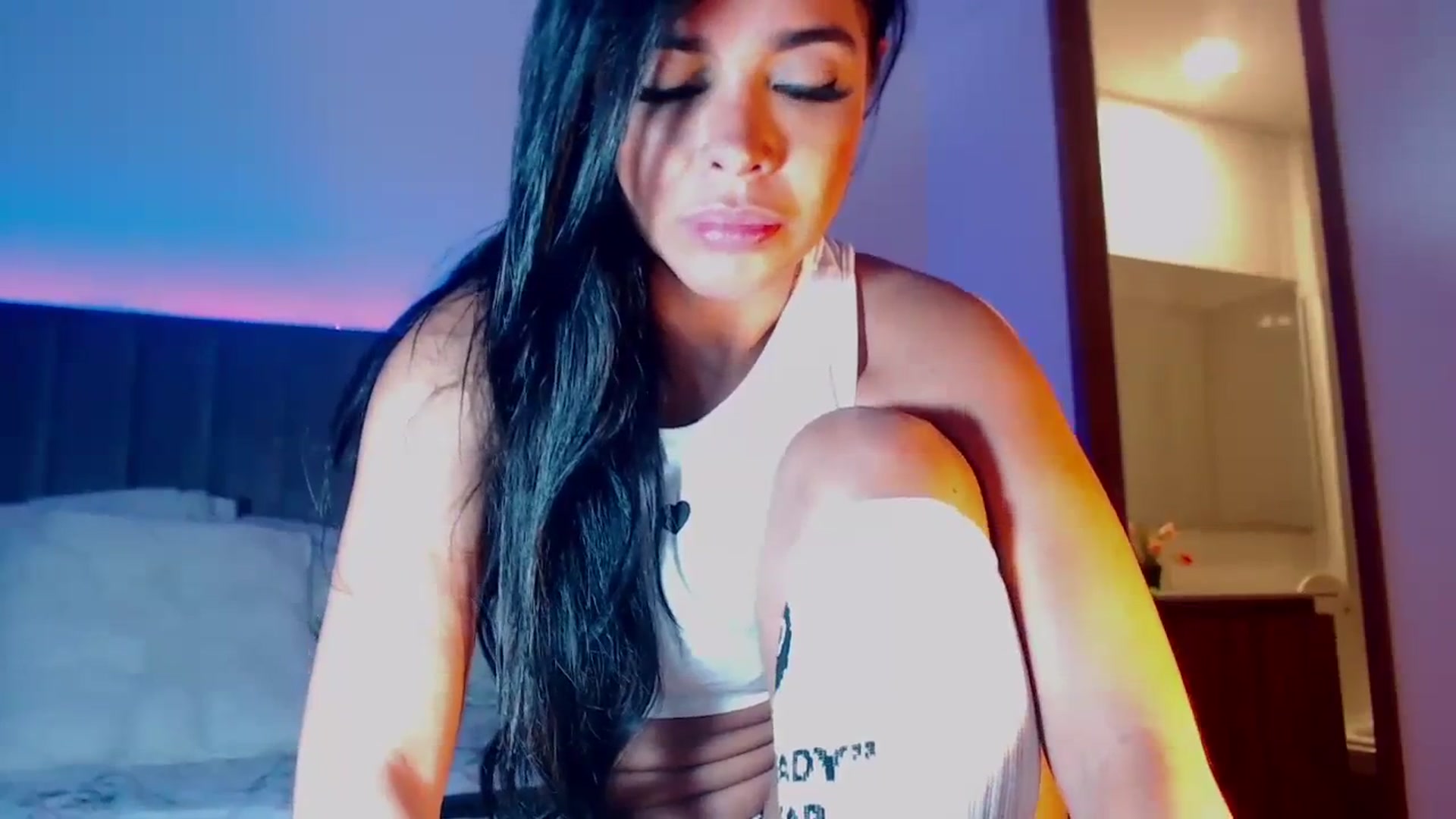Gallery image thumbnail from SusyHernandez's myfreecams stream on, 08/28/2023, 01:58 image 11 of 20