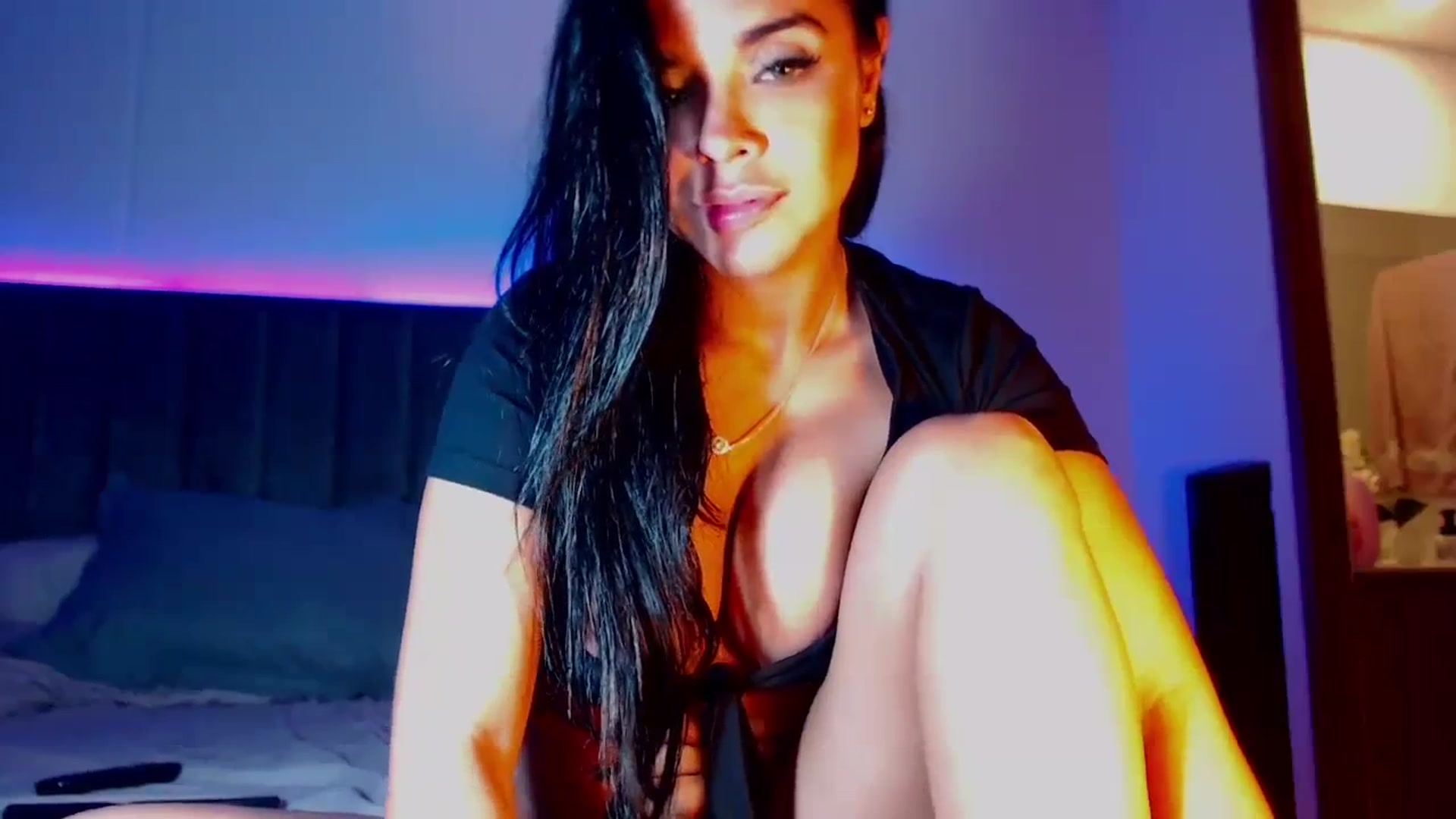 Gallery image thumbnail from SusyHernandez's myfreecams stream on, 09/25/2023, 05:56 image 7 of 20