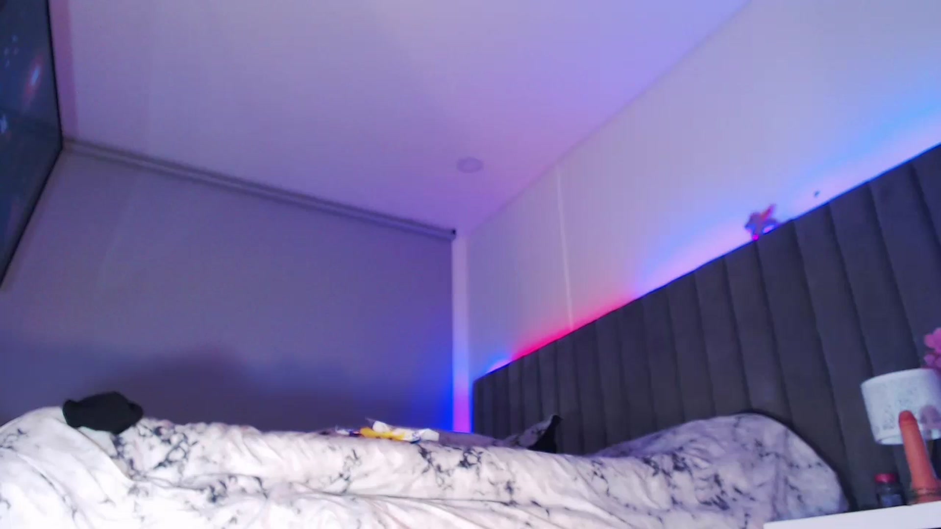Gallery image thumbnail from SusyHernandez's myfreecams stream on, 12/04/2023, 03:44 image 9 of 20