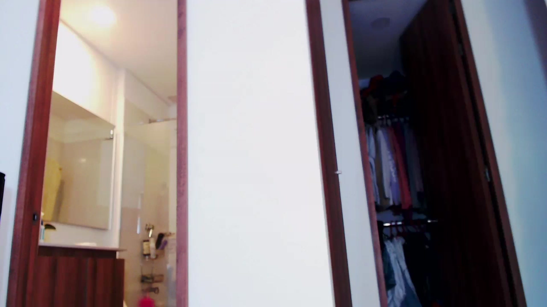 Gallery image thumbnail from SusyHernandez's myfreecams stream on, 12/20/2023, 19:37 image 5 of 20