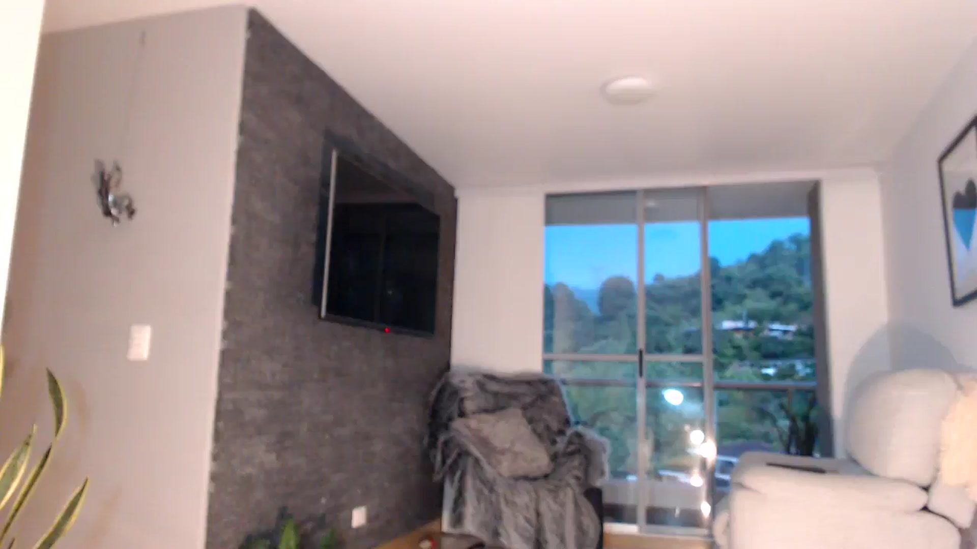 Gallery image thumbnail from SusyHernandez's myfreecams stream on, 04/26/2025, 23:42 image 7 of 20