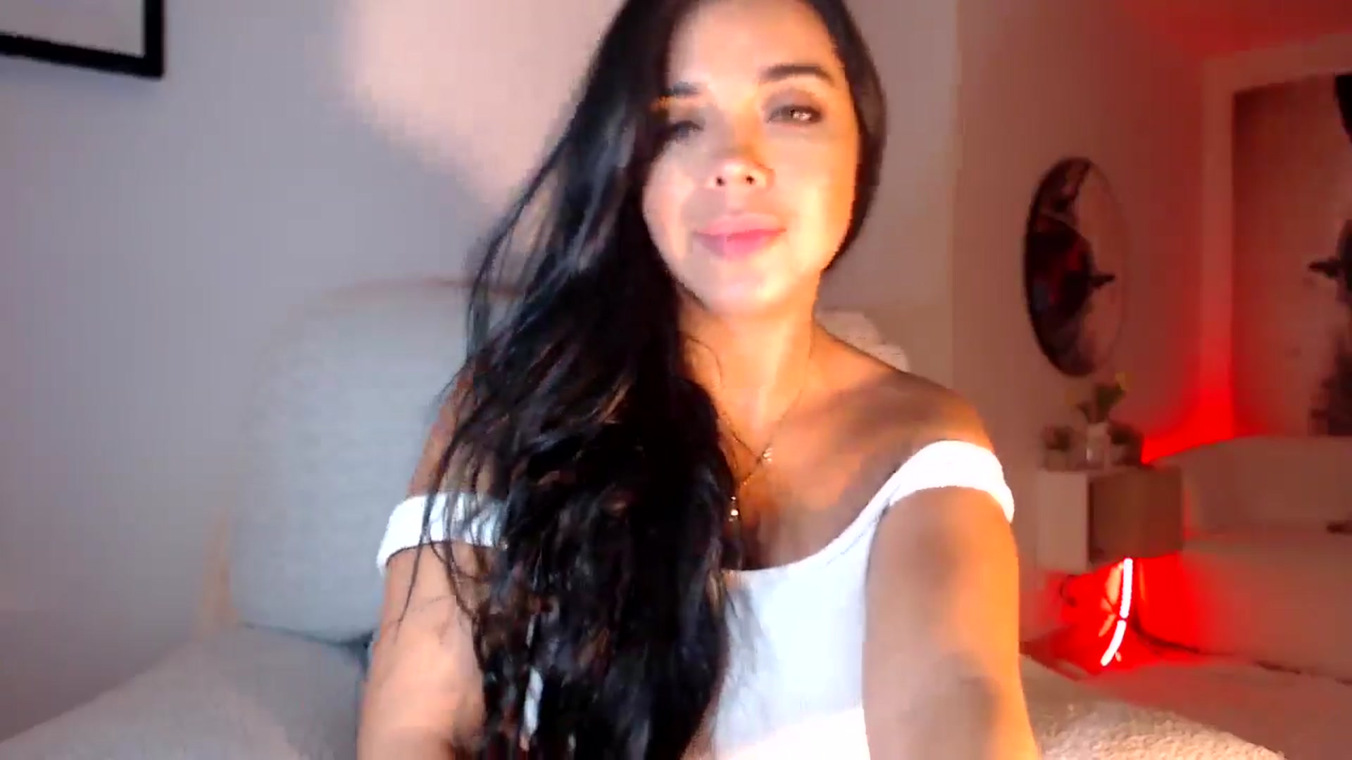 Gallery image thumbnail from SusyHernandez's myfreecams stream on, 06/09/2025, 01:43 image 5 of 20