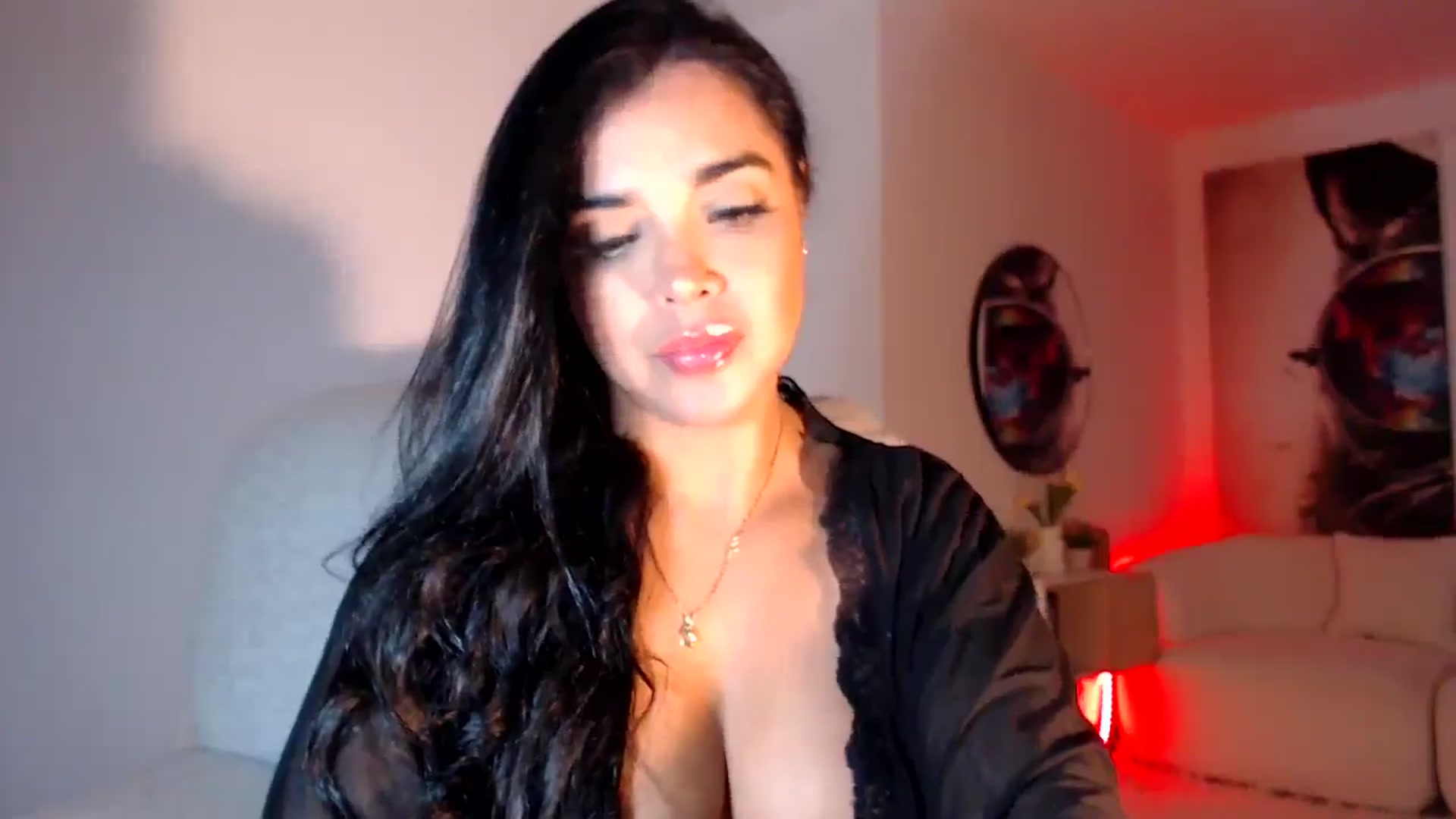 Gallery image thumbnail from SusyHernandez's myfreecams stream on, 06/12/2025, 24:19 image 10 of 20