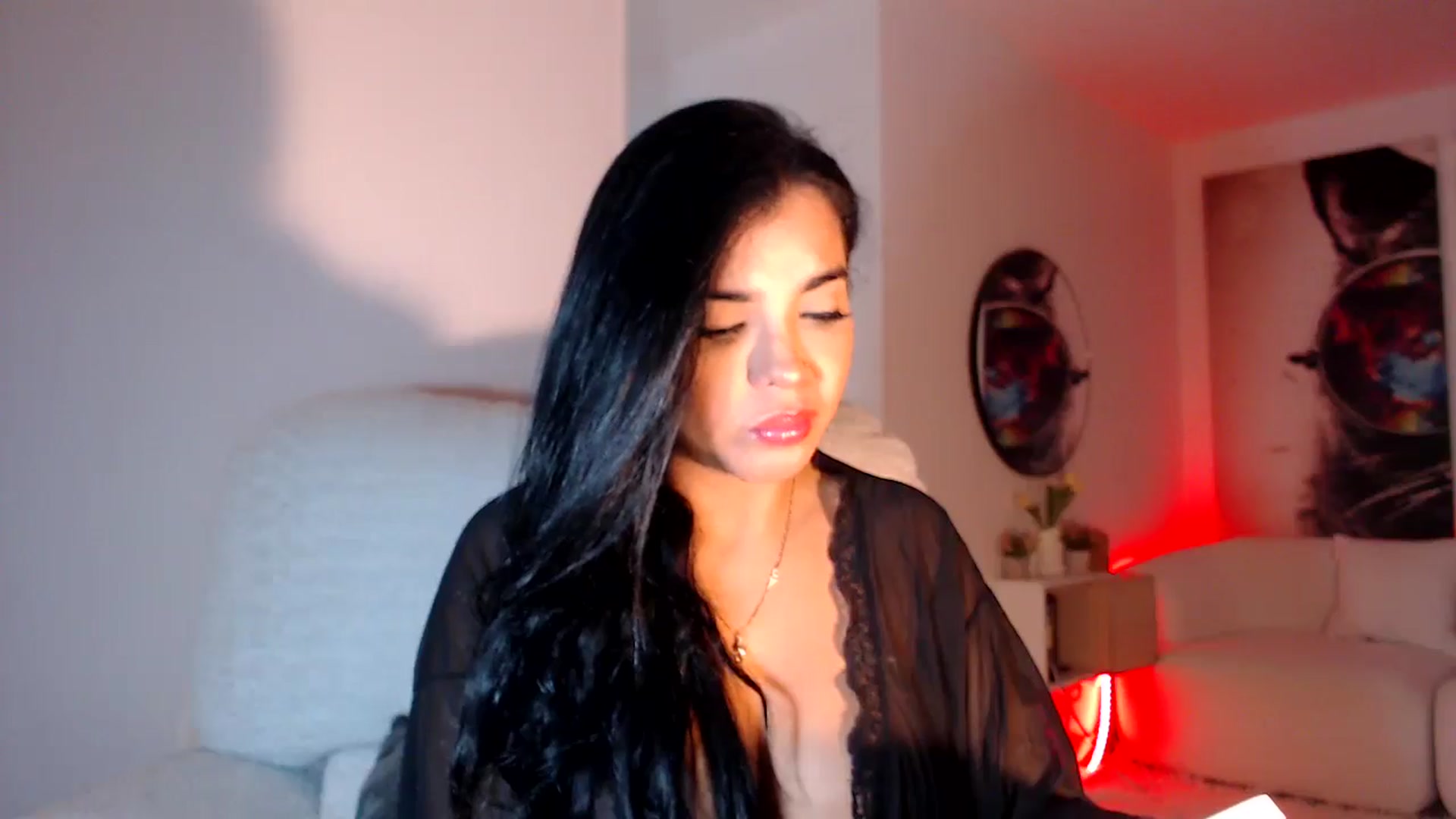 Gallery image thumbnail from SusyHernandez's myfreecams stream on, 06/12/2025, 24:19 image 7 of 20