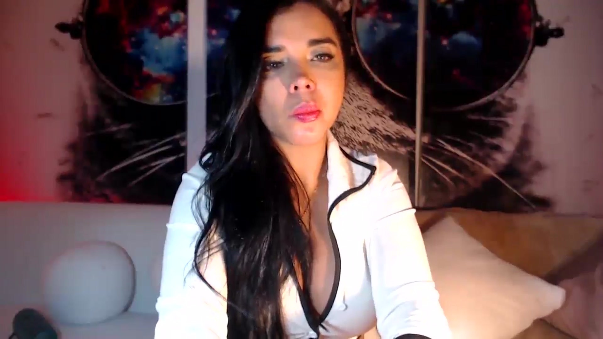 Gallery image thumbnail from SusyHernandez's myfreecams stream on, 06/22/2025, 02:37 image 3 of 20