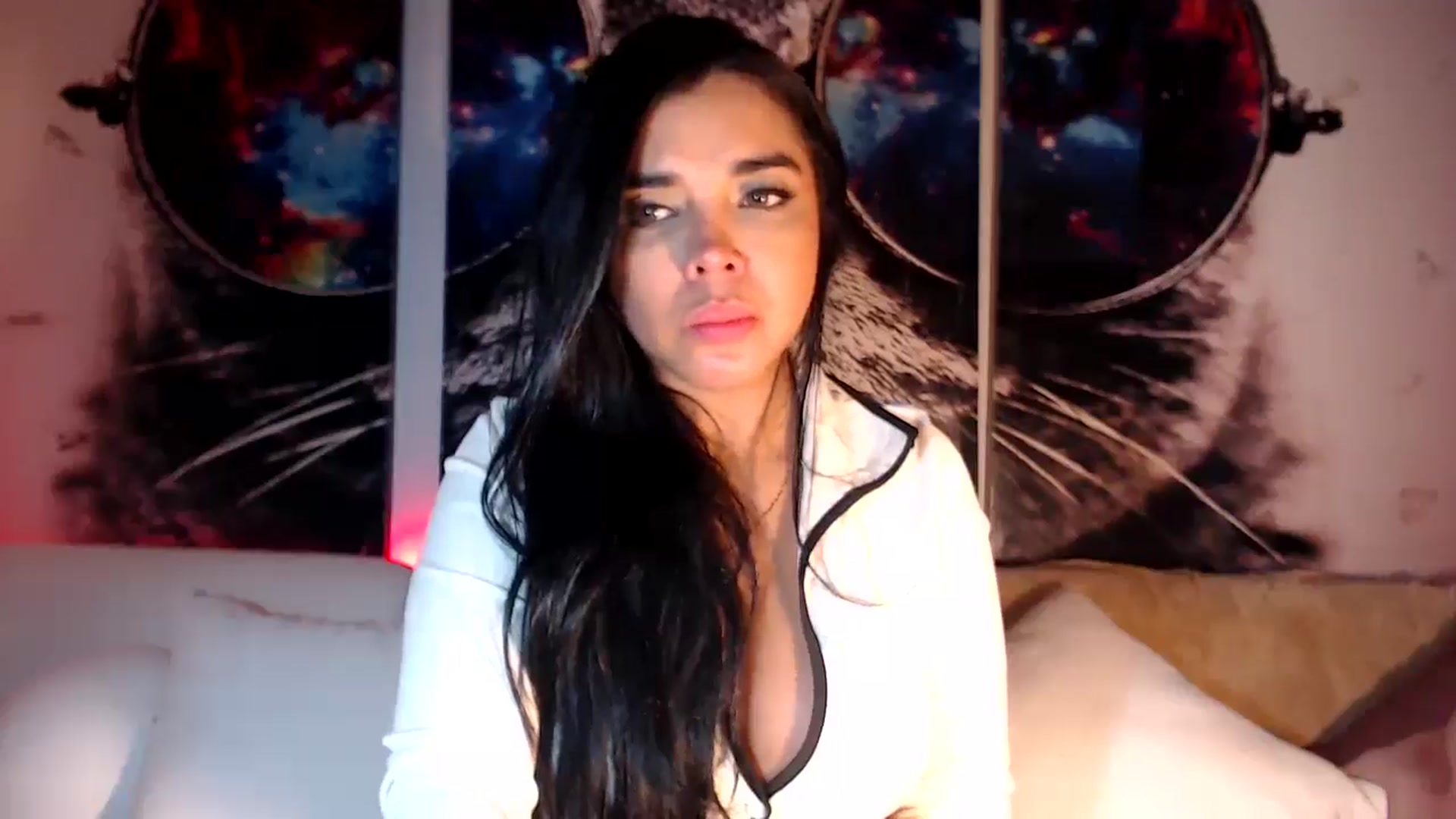 Gallery image thumbnail from SusyHernandez's myfreecams stream on, 06/22/2025, 02:37 image 12 of 20