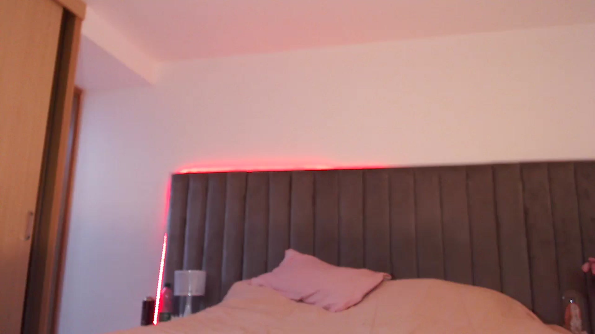 Gallery image thumbnail from SusyHernandez's myfreecams stream on, 07/02/2025, 04:15 image 16 of 20