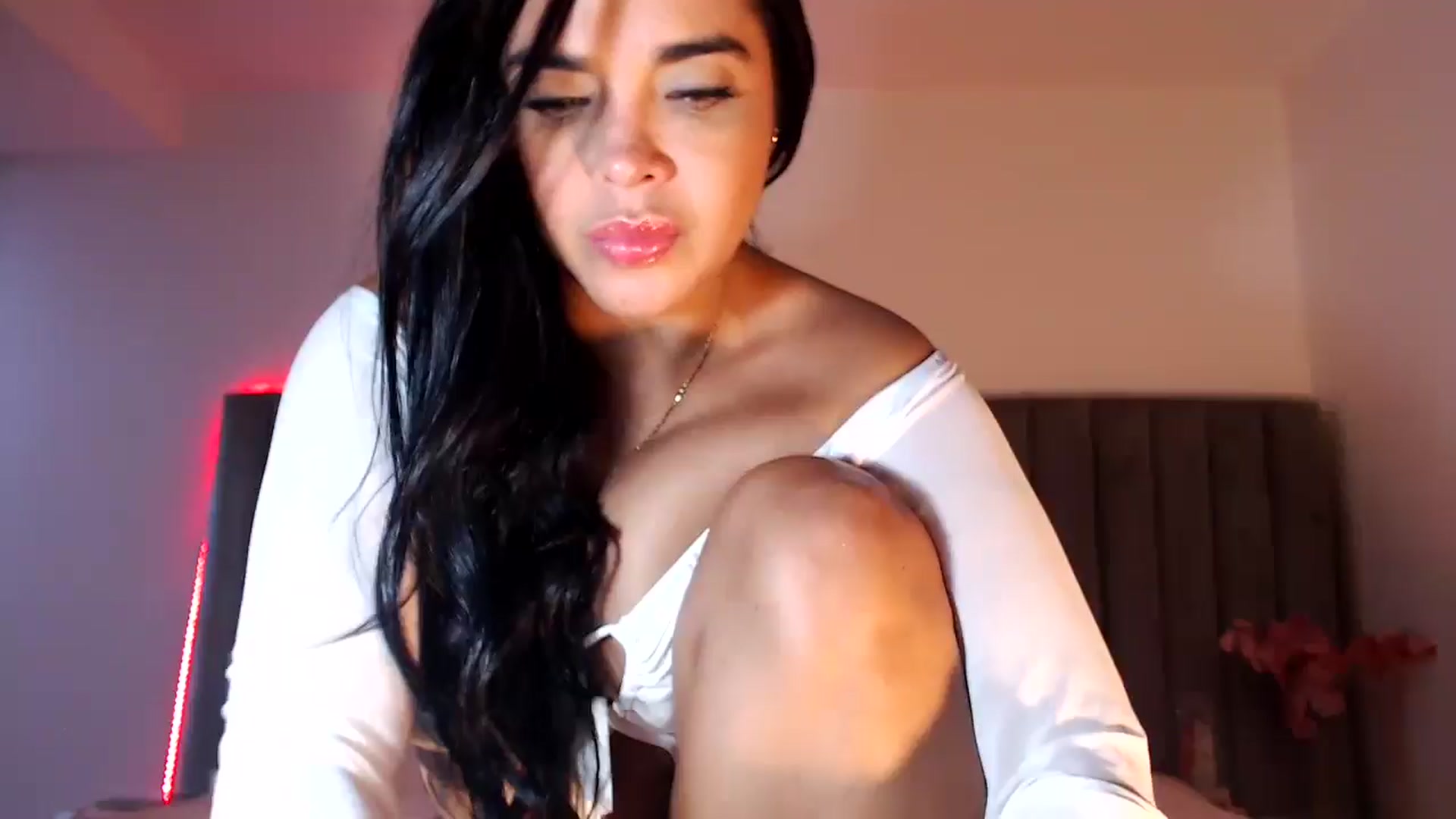 Gallery image thumbnail from SusyHernandez's myfreecams stream on, 07/02/2025, 04:15 image 1 of 20